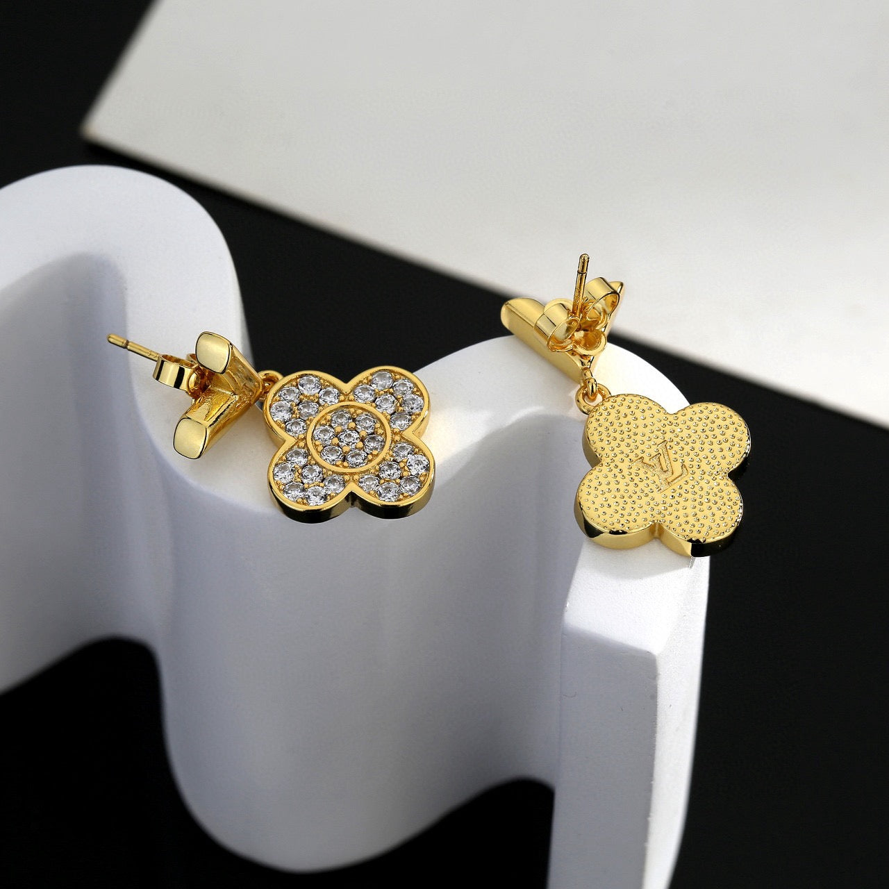 Geometric Emblem Stud Earrings in Polished Metal-Tone – Design 033 side detail