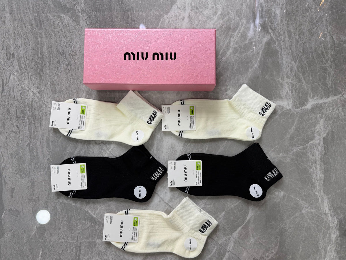 Miu Miu Clean Logo Details Ankle Socks