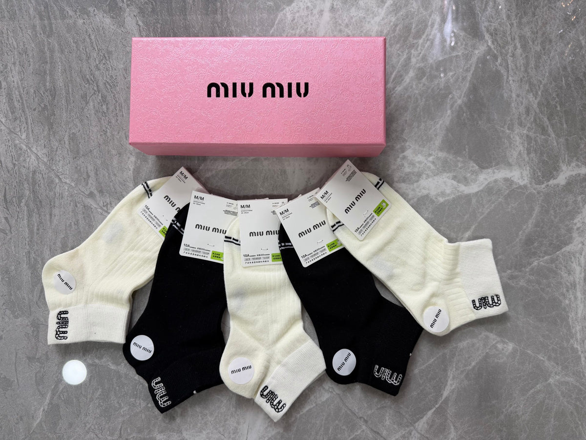 Miu Miu Clean Logo Details Ankle Socks