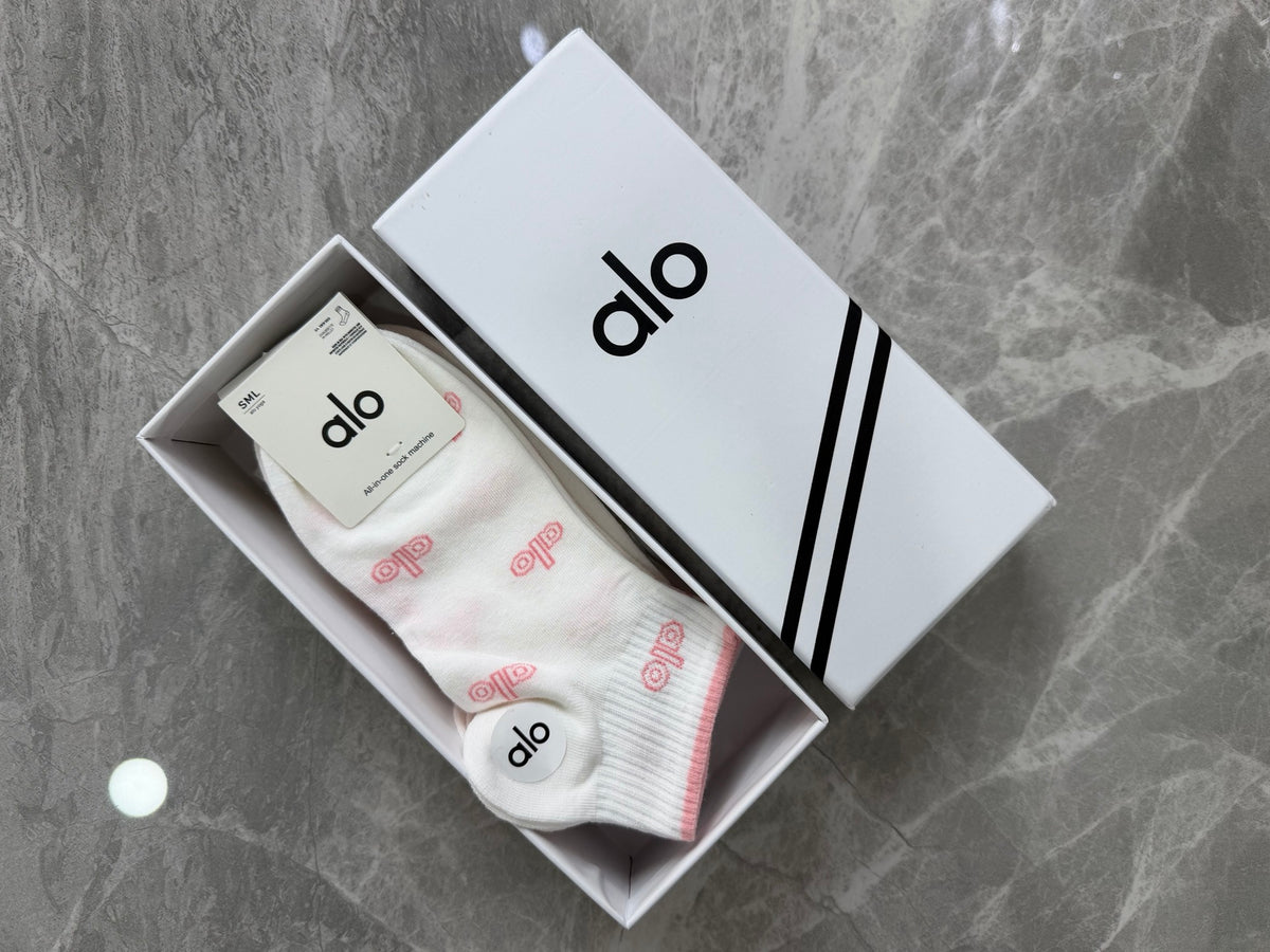 Alo Yoga Soft Pink Logo Details Ankle Socks - 5-Pair Set