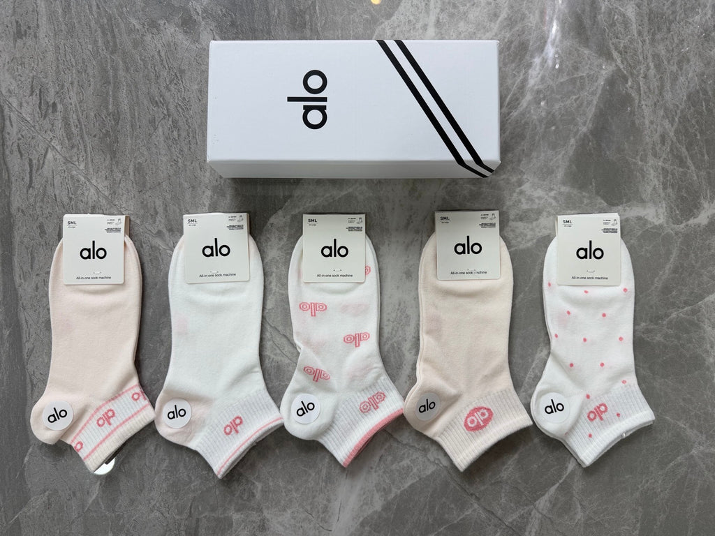 Alo Yoga Soft Pink Logo Details Ankle Socks - 5-Pair Set
