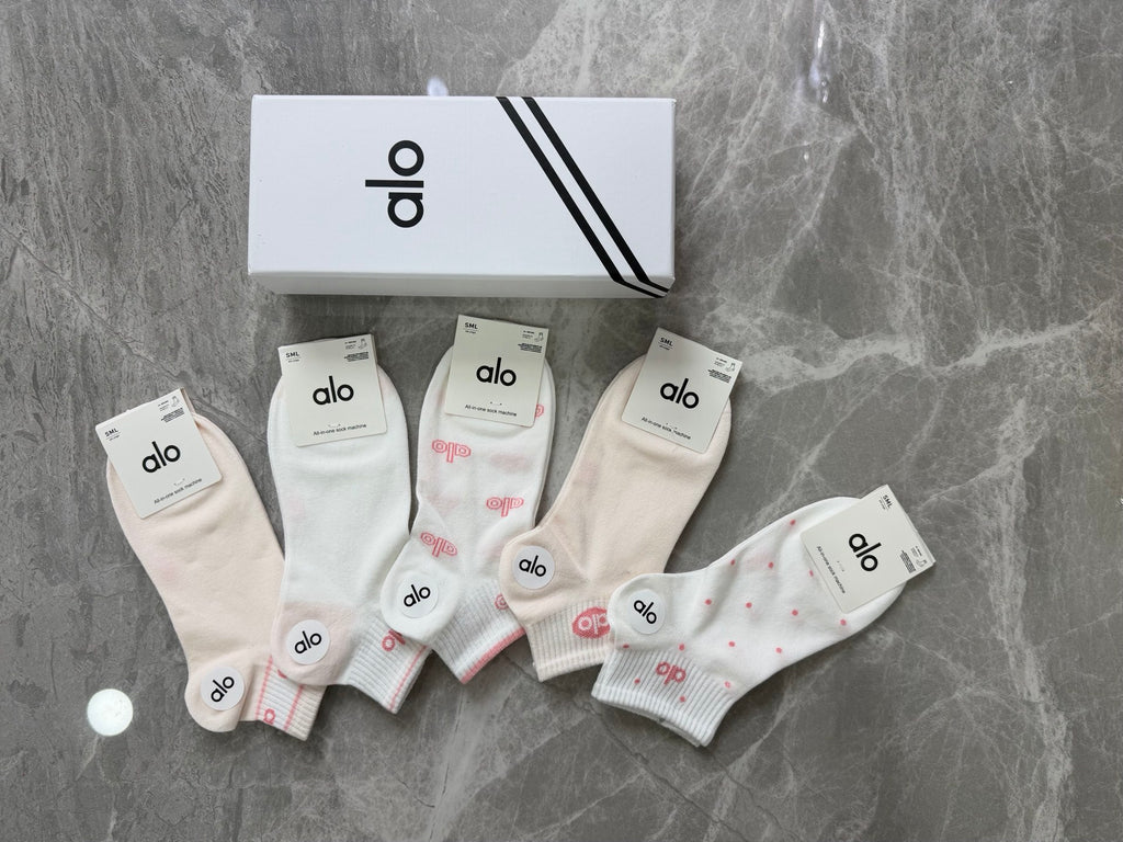Alo Yoga Soft Pink Logo Details Ankle Socks - 5-Pair Set