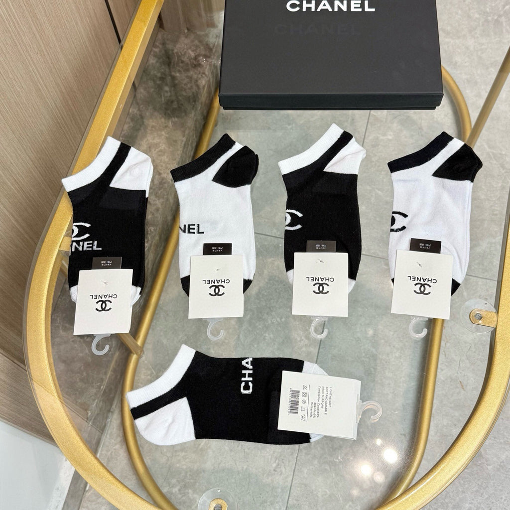 Chanel Visible Colour, Cuff And Emblem Details No-Show Socks - 5-Pair Set