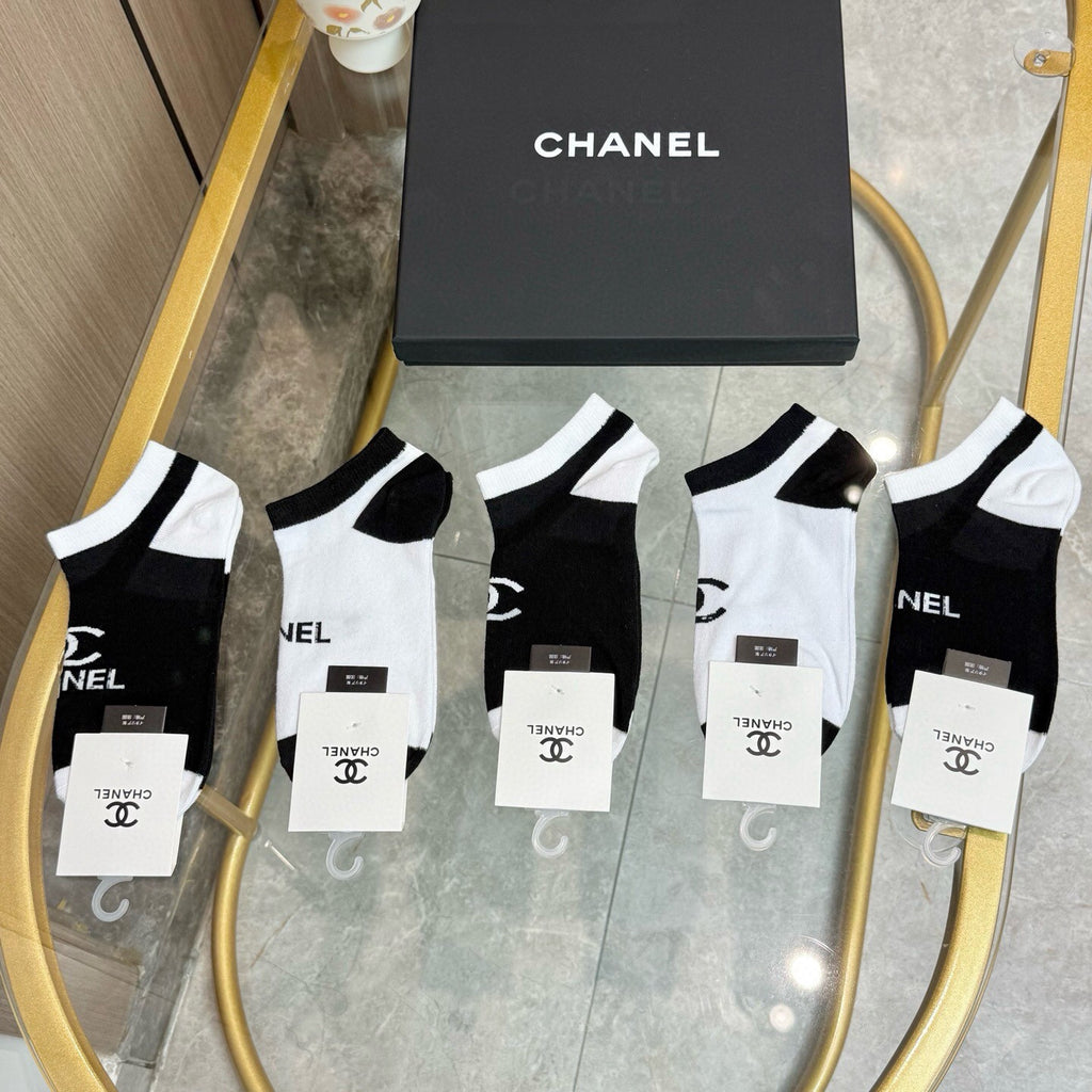 Chanel Visible Colour, Cuff And Emblem Details No-Show Socks - 5-Pair Set