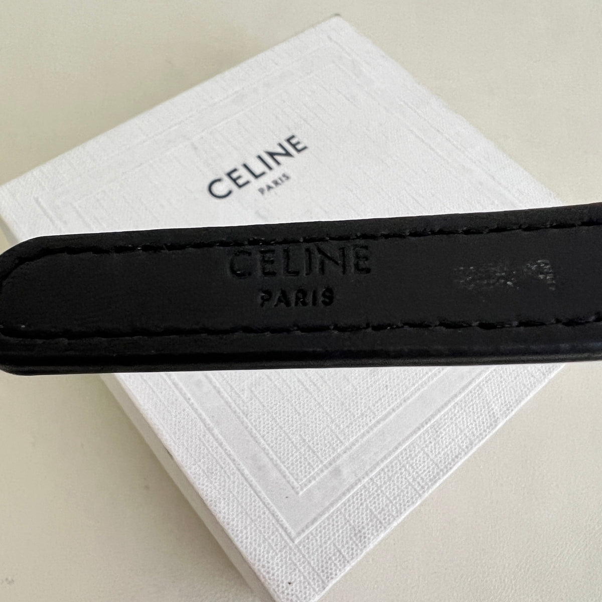 Signature Emblem Hair Tie Accessory – Design 02 styled detail