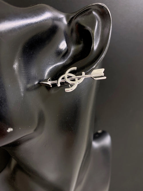 Arrow Stud Earrings in Gold-Tone – Arrow Detail – Design 002 front product view