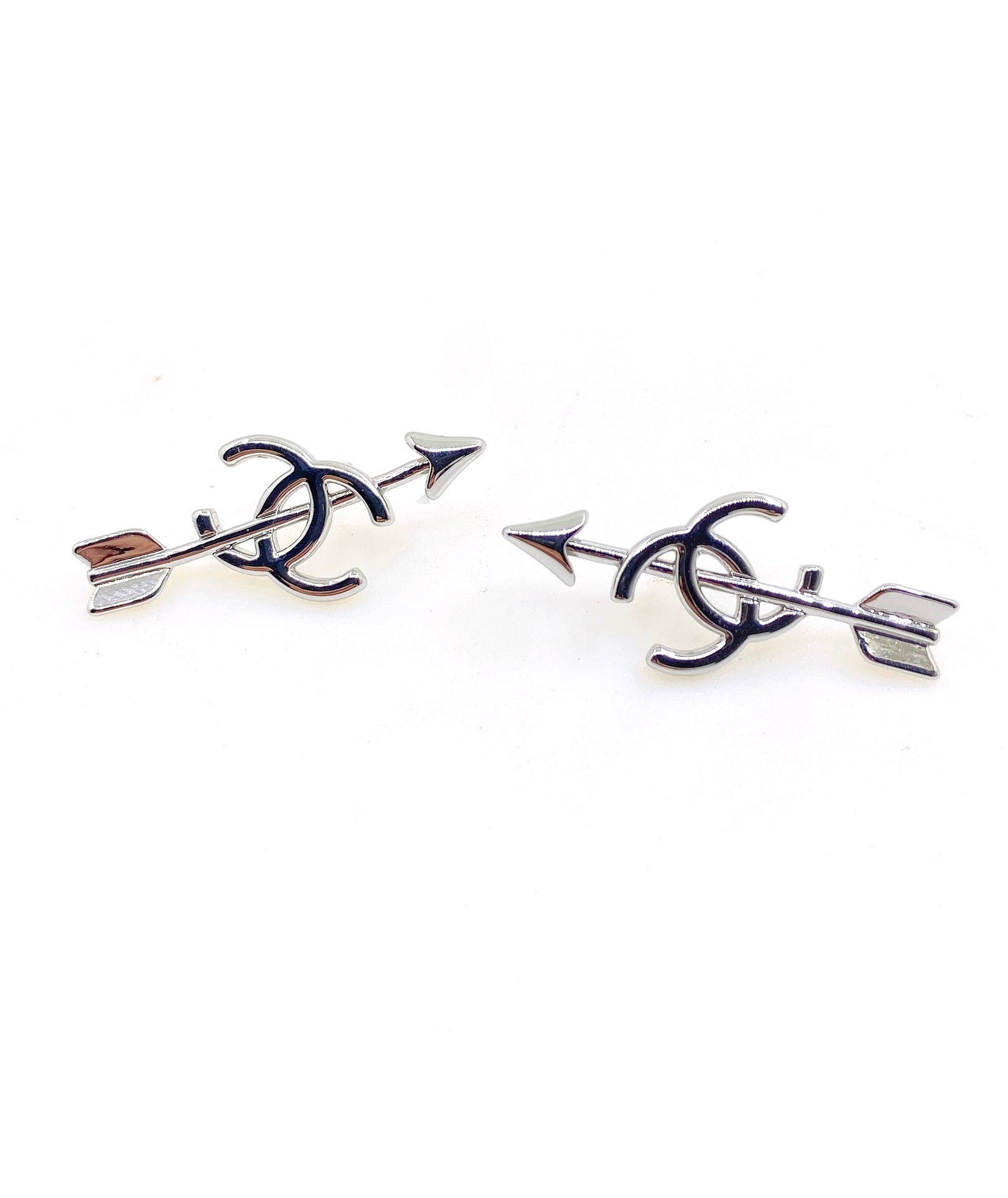 Arrow Stud Earrings in Gold-Tone – Arrow Detail – Design 004 main product view