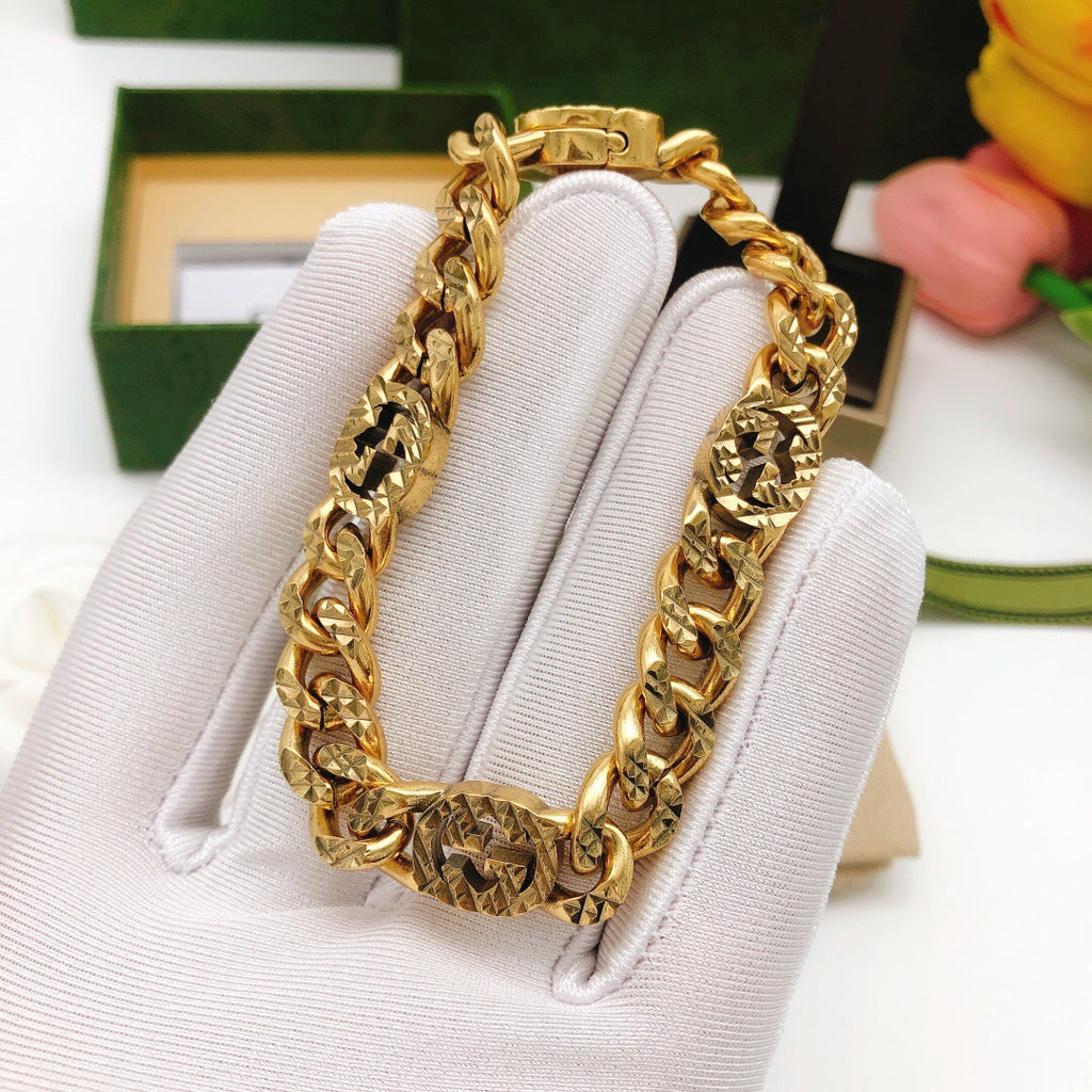 Double-G Emblem Bracelet in Polished Metal-Tone – Design 026 front product view