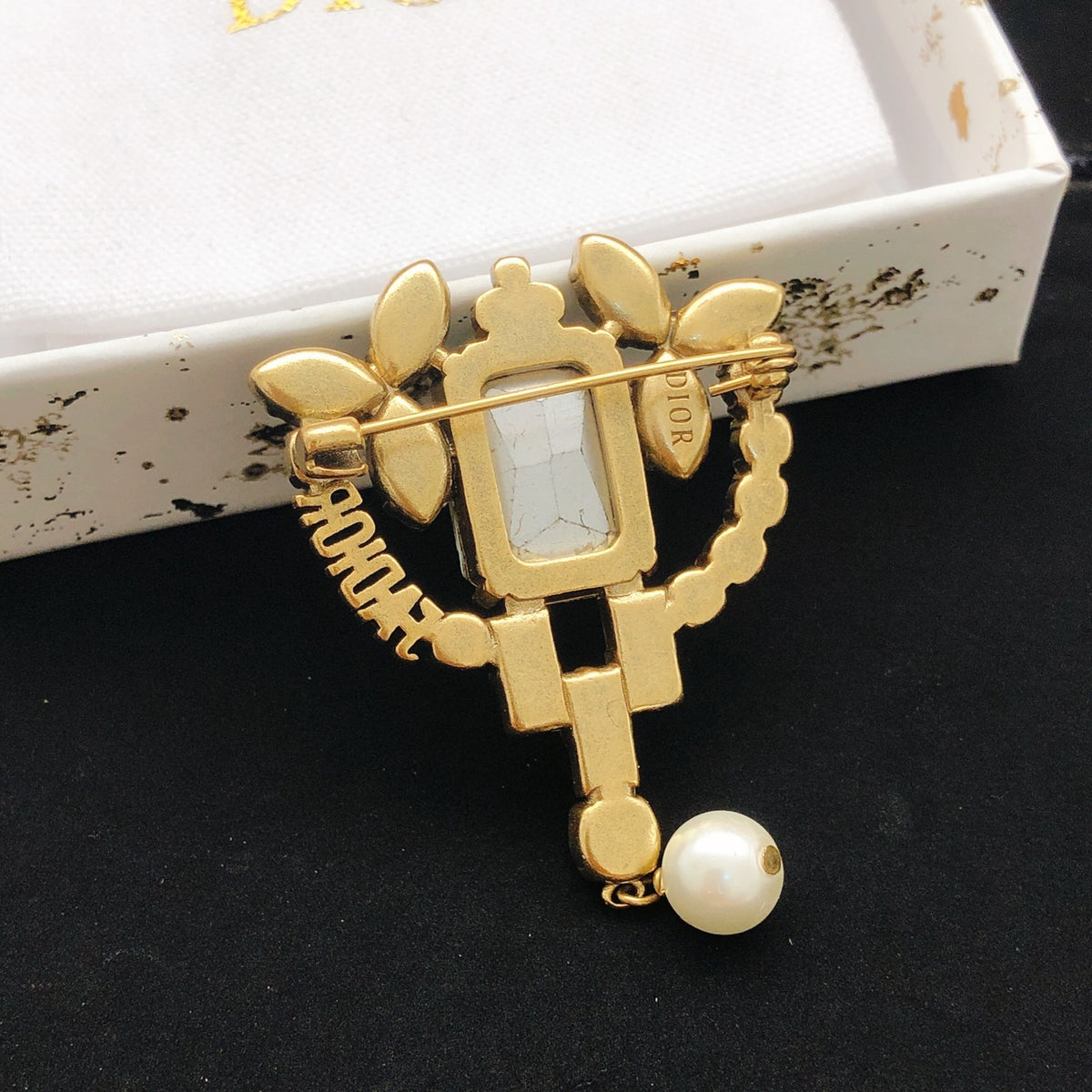 Sculptural Brooch Pin in Polished Metal-Tone with Crystal-Style Accents – Design 003 detail view