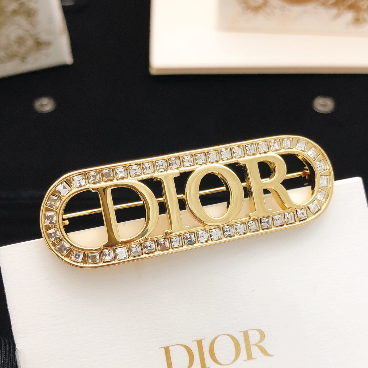 Graphic Letter Motif Brooch Pin in Polished Metal-Tone – Design 004 front view