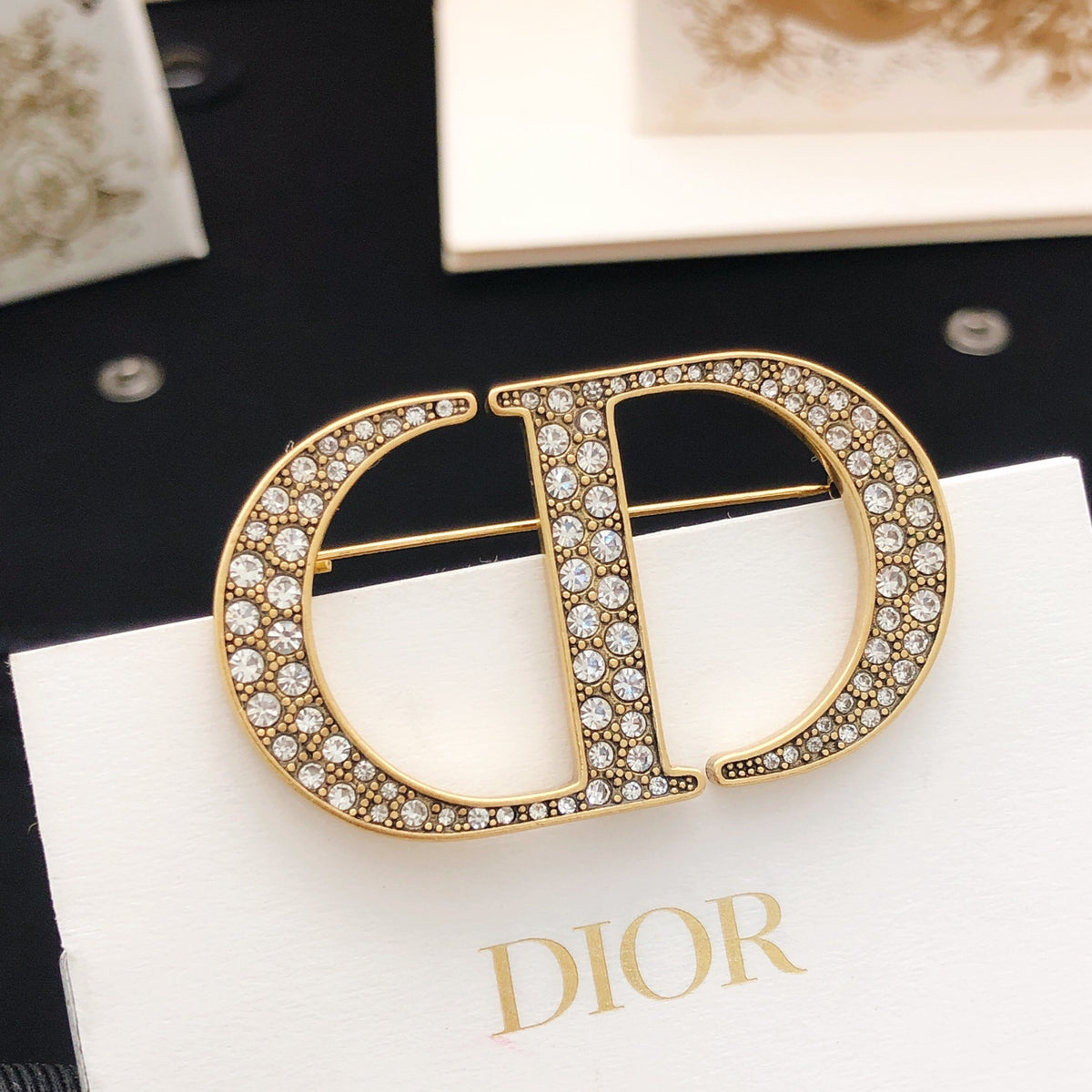 Graphic Letter Motif Brooch Pin in Polished Metal-Tone with Crystal-Style Accents – Design 003 side detail