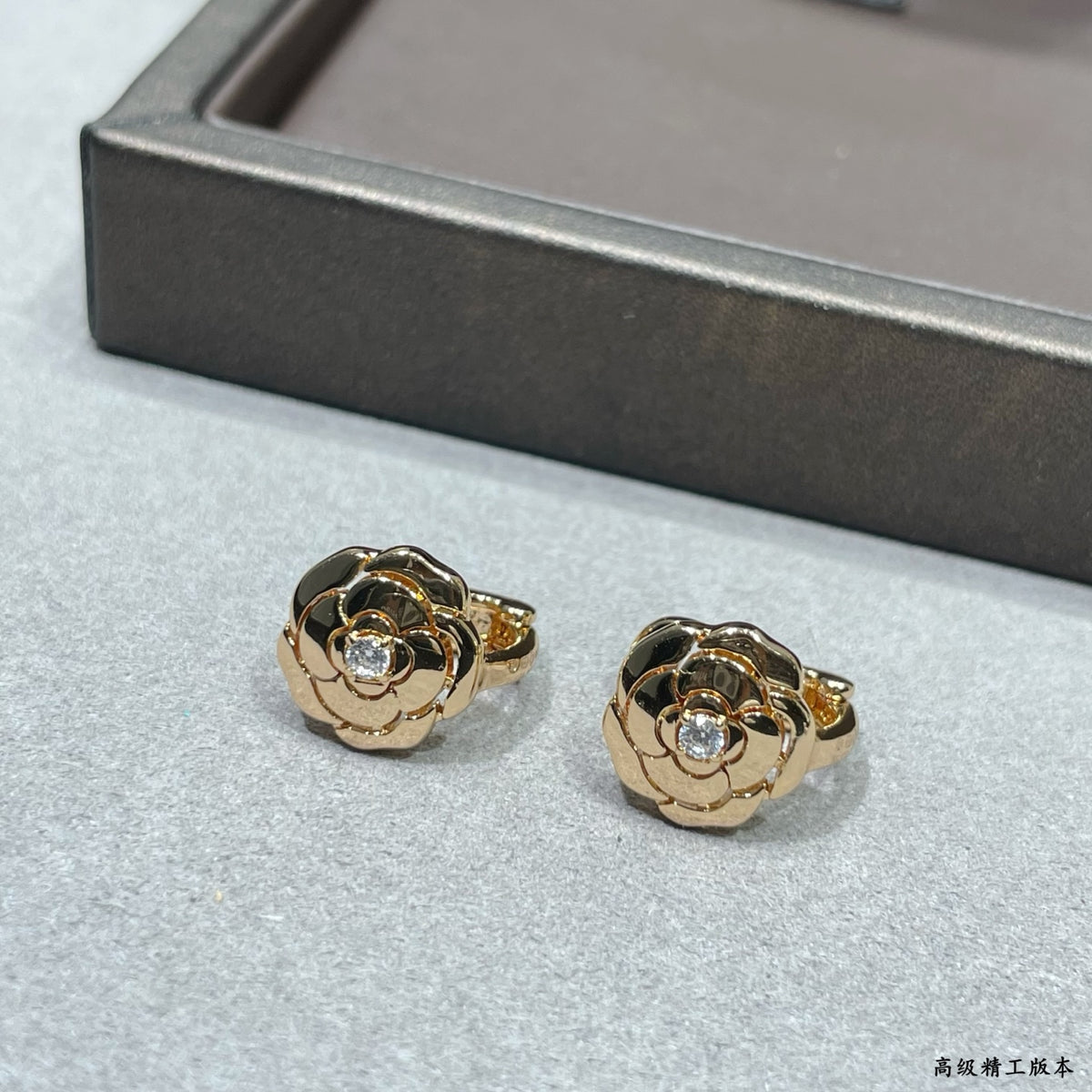 Camellia Jewelry Accessory in Polished Metal-Tone – Camellia Detail – Design 002 side detail
