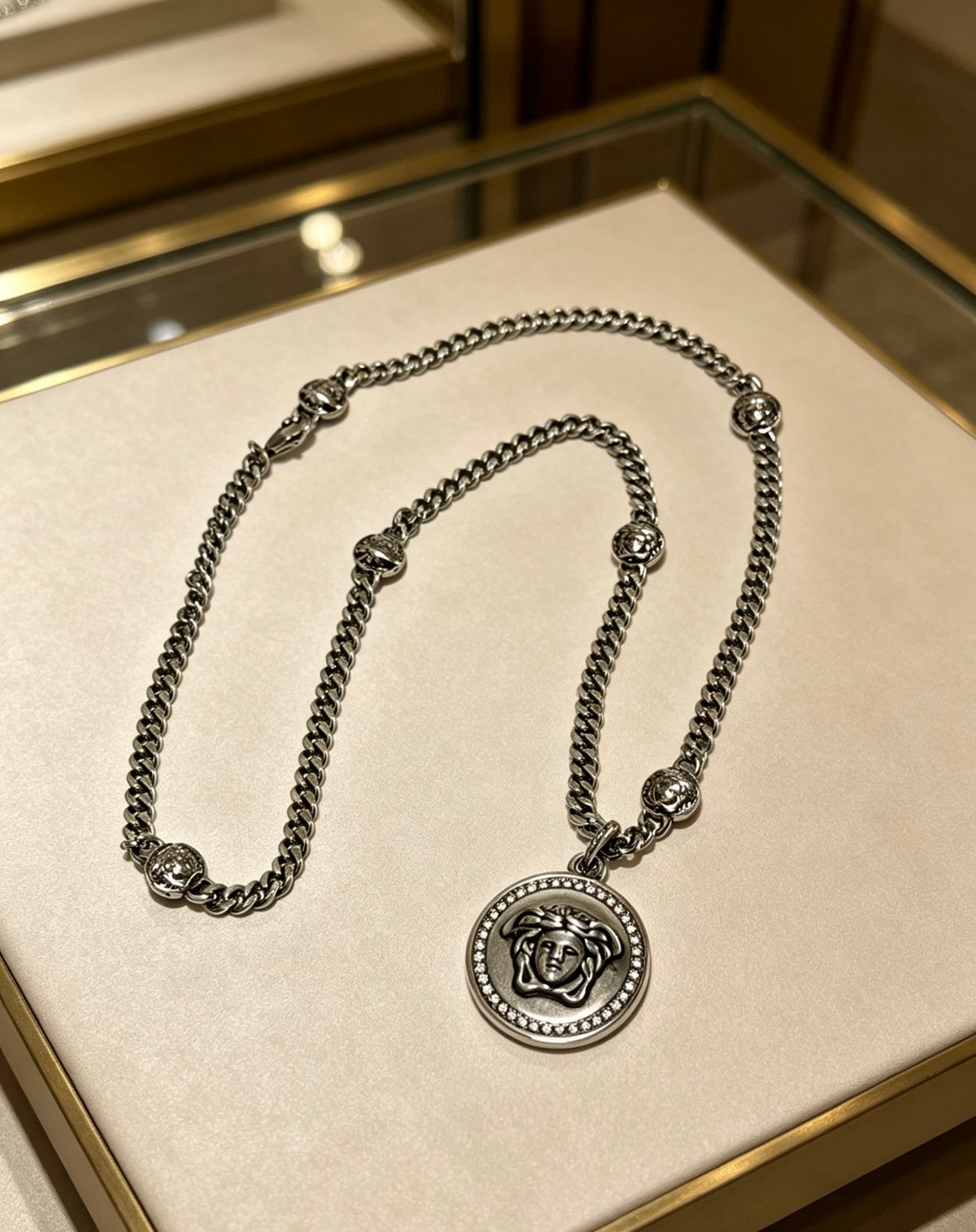 Medusa Head Pendant Necklace in Antique Silver-Tone – 60 cm – Design 07 front product view