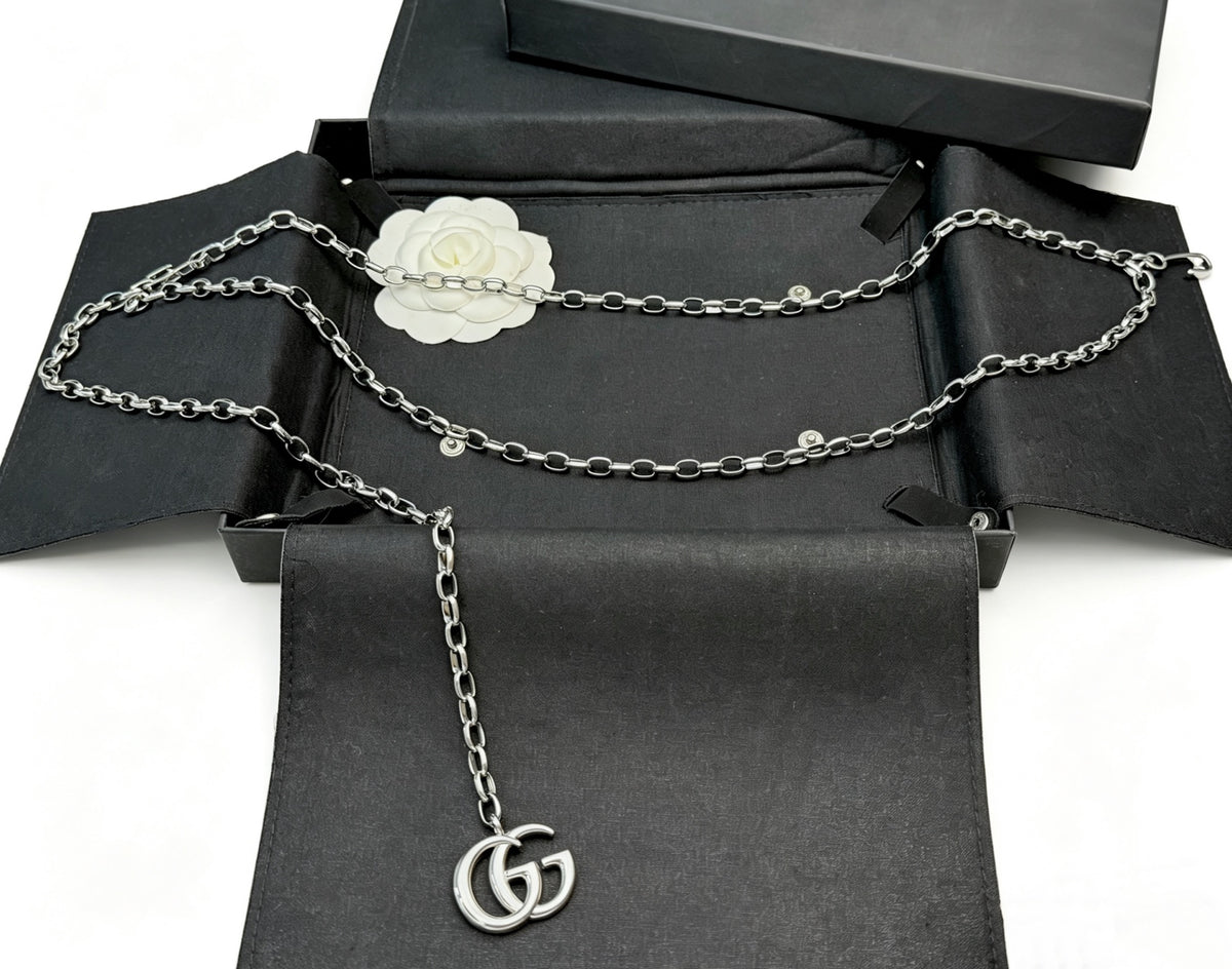 Double-G Emblem Jewelry Accessory in Polished Metal-Tone – Design 004 detail view