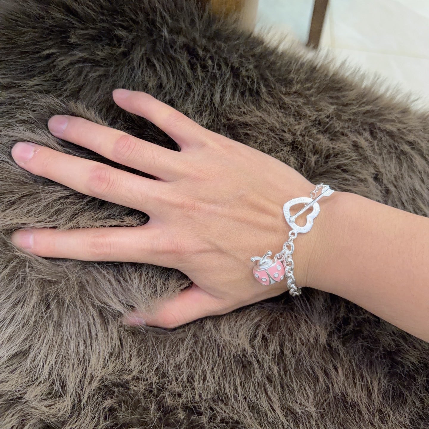 Signature Motif Bracelet in Silver-Tone – Vintage Detail – Design 72 detail view