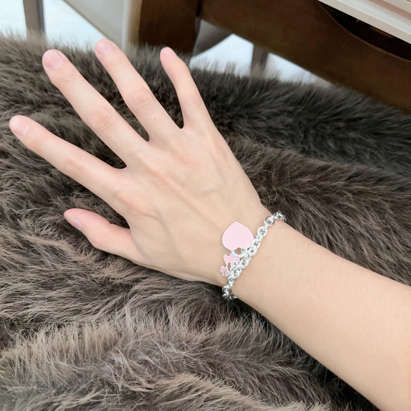 Signature Motif Bracelet in Silver-Tone – Vintage Detail – Design 70 detail view