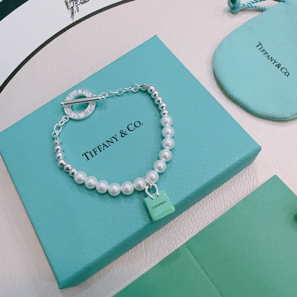 Signature Motif Bracelet in Silver-Tone – Vintage Detail – Design 69 detail view
