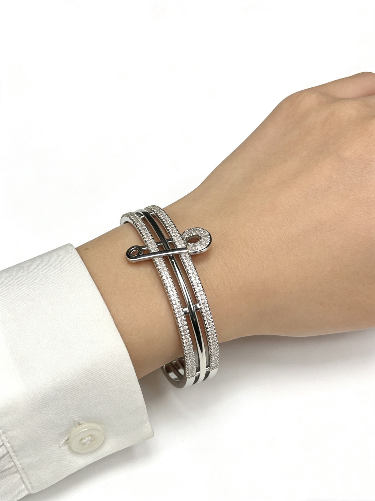 Sculptural Statement Bracelet in Gold-Tone – Design 130 detail view