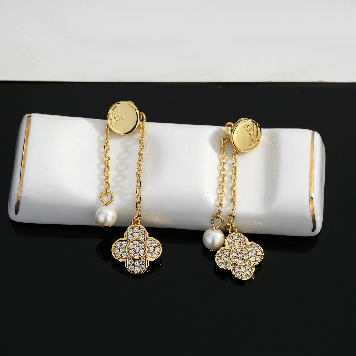 Geometric Emblem Stud Earrings in Polished Metal-Tone – Design 035 close-up detail