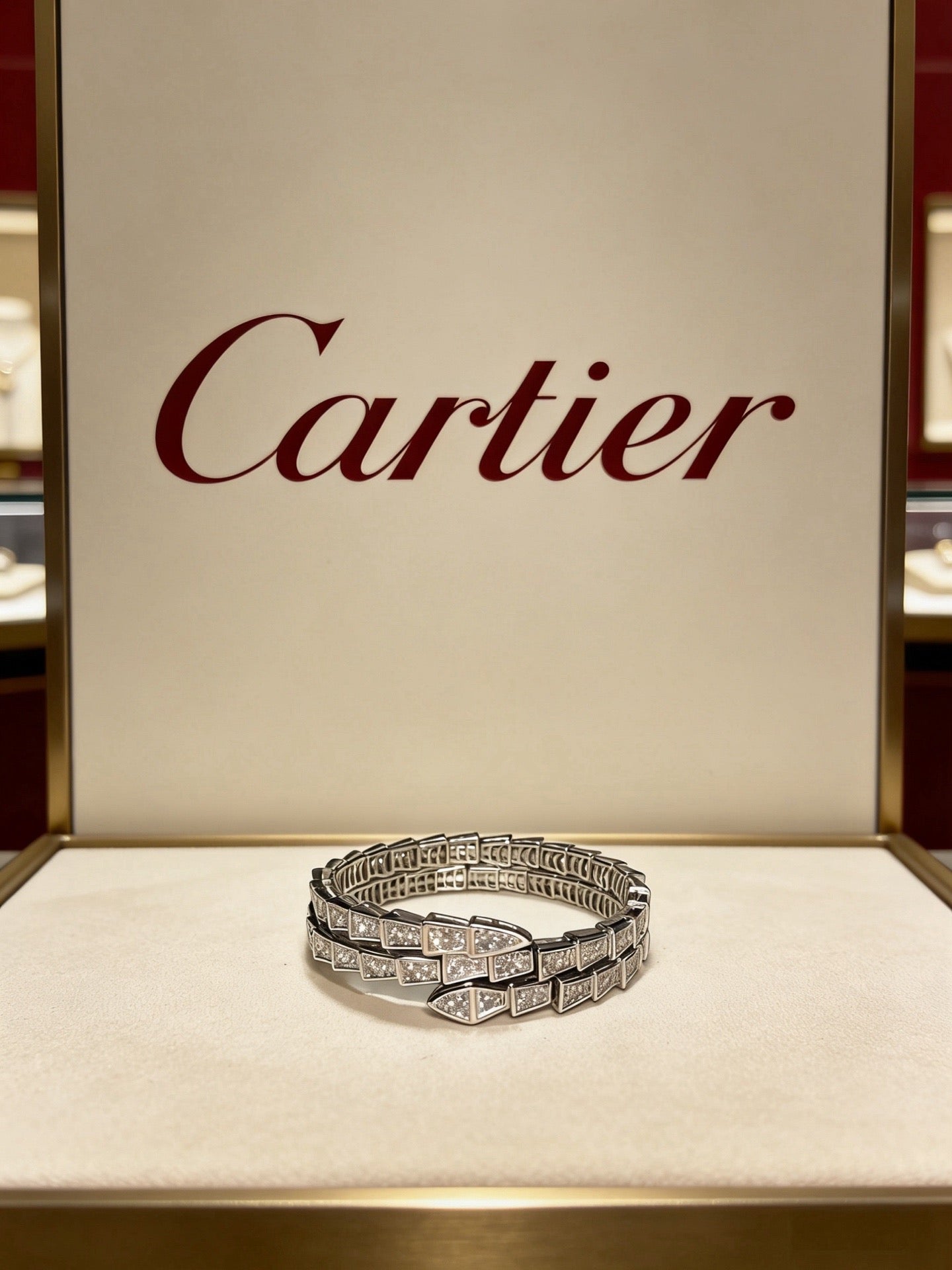 Sculptural Statement Bracelet in Gold-Tone – Design 148 side detail