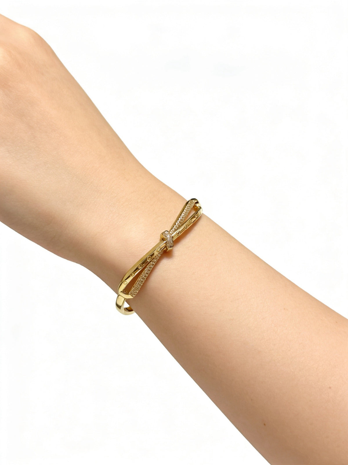 Sculptural Statement Bracelet in Gold-Tone – Design 143 side detail