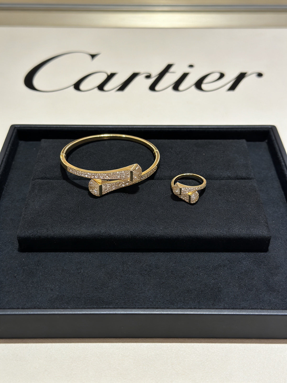 Sculptural Statement Bracelet in Gold-Tone – Design 195 side detail