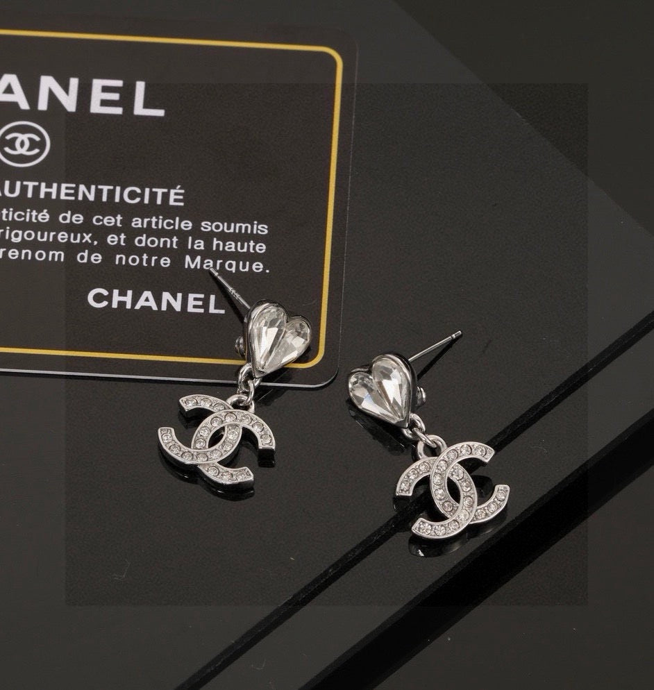 Double-C Emblem Stud Earrings in Polished Metal-Tone – Design 176 front product view