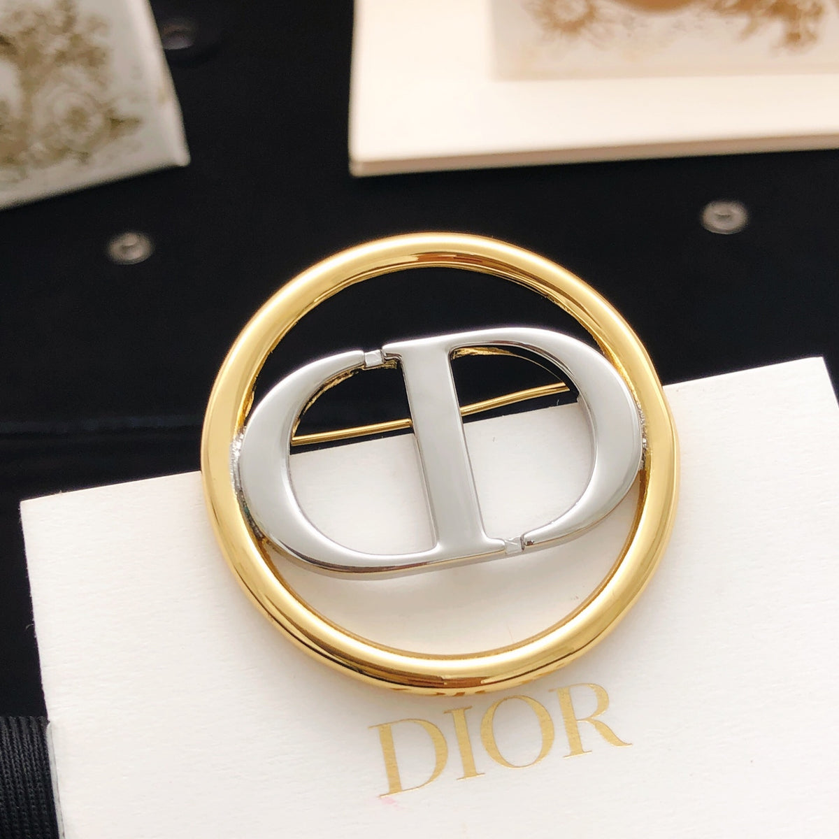 Sculptural Jewelry Accessory in Silver-Tone – Design 001 main product view