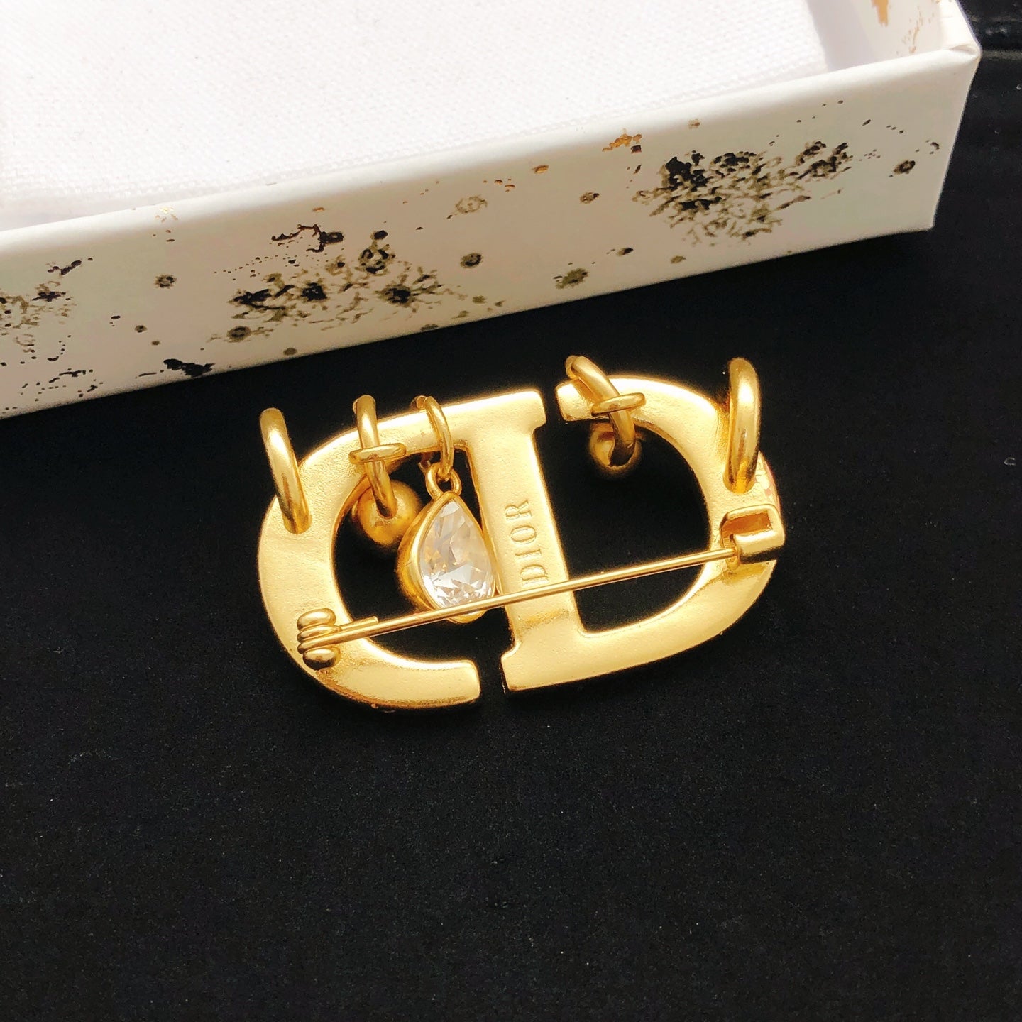 Sculptural Brooch Pin in Polished Metal-Tone – Design 017 main product view