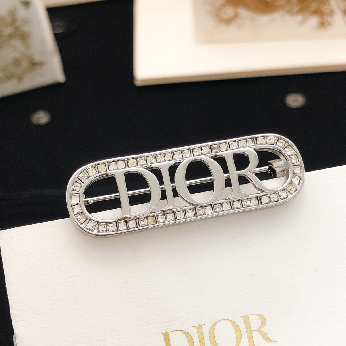 Graphic Letter Motif Brooch Pin in Polished Metal-Tone – Design 009 main product view