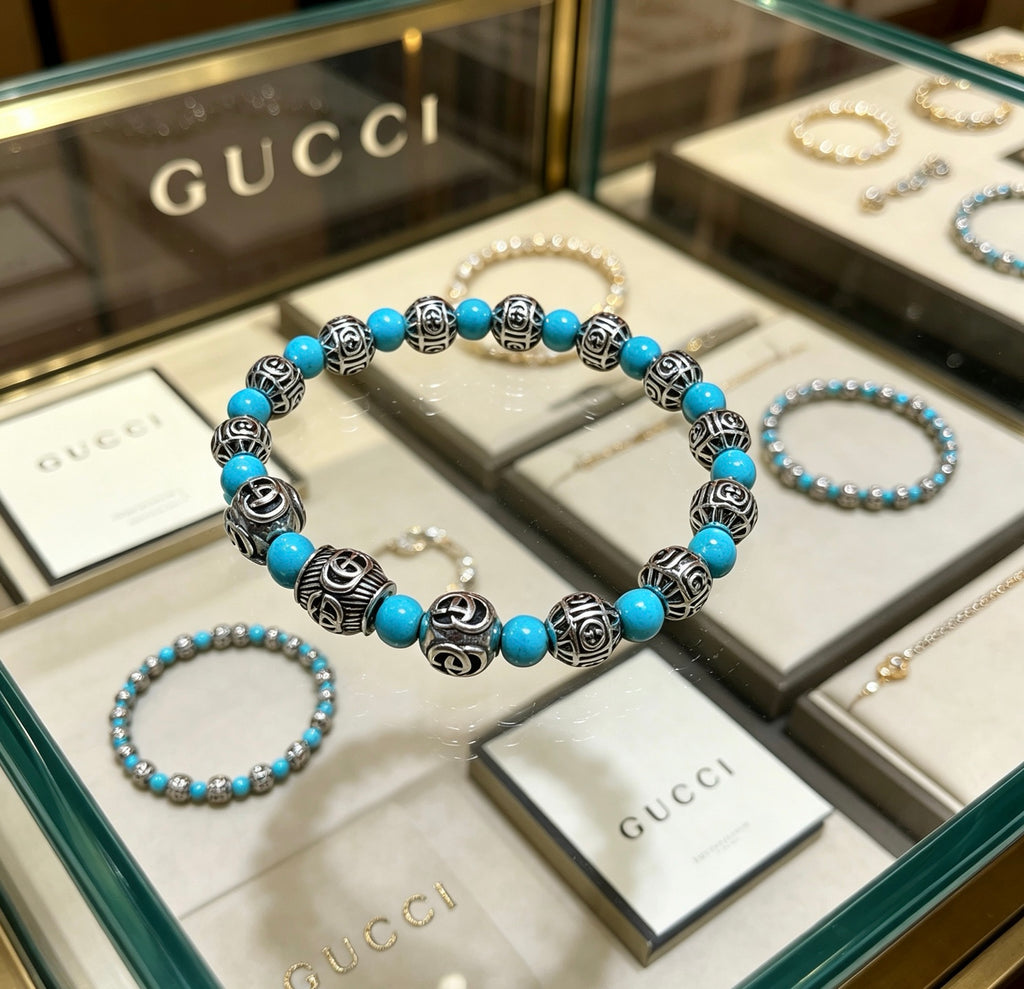 Double-G Emblem Beaded Bracelet in Polished Metal-Tone – Agate Detail – Design 012 side detail