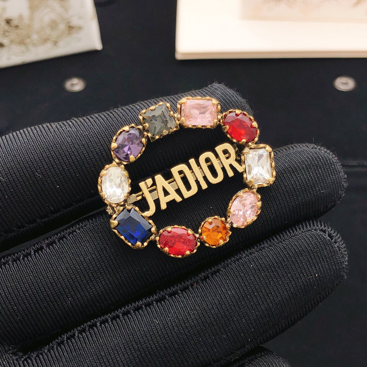 Sculptural Brooch Pin in Polished Metal-Tone with Crystal-Style Accents – Design 004 side detail