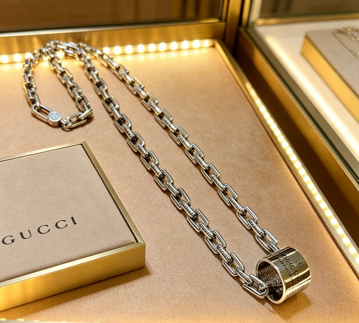 Double-G Emblem Pendant Necklace in Polished Metal-Tone – Design 088 main product view