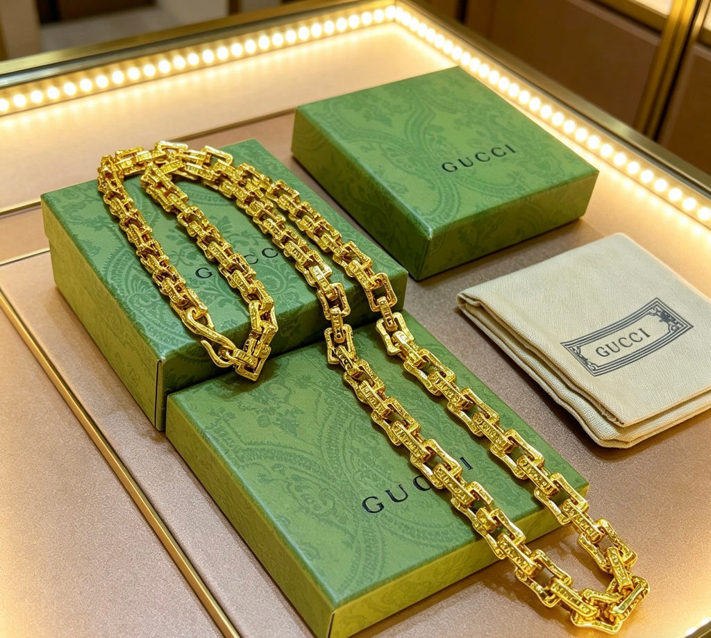 Double-G Emblem Pendant Necklace in Gold-Tone – Design 011 detail view