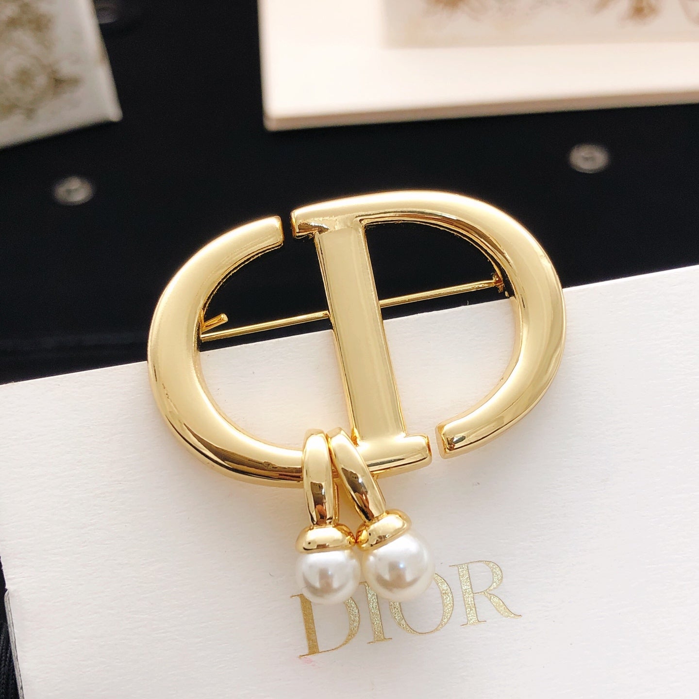Sculptural Brooch Pin in Polished Metal-Tone – Design 013 detail view