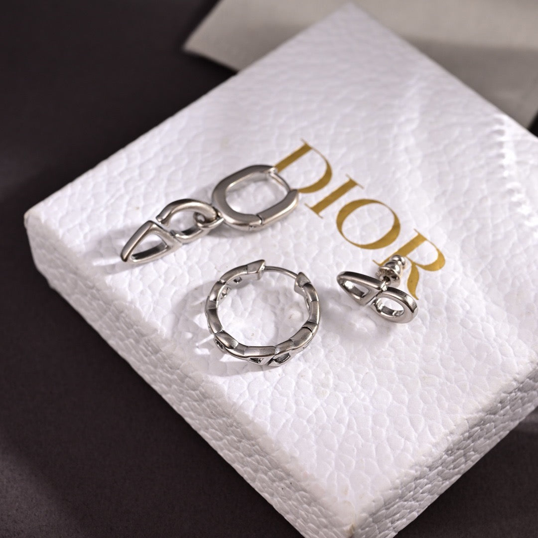 Sculptural Stud Earrings in Polished Metal-Tone – Design 021 close-up detail