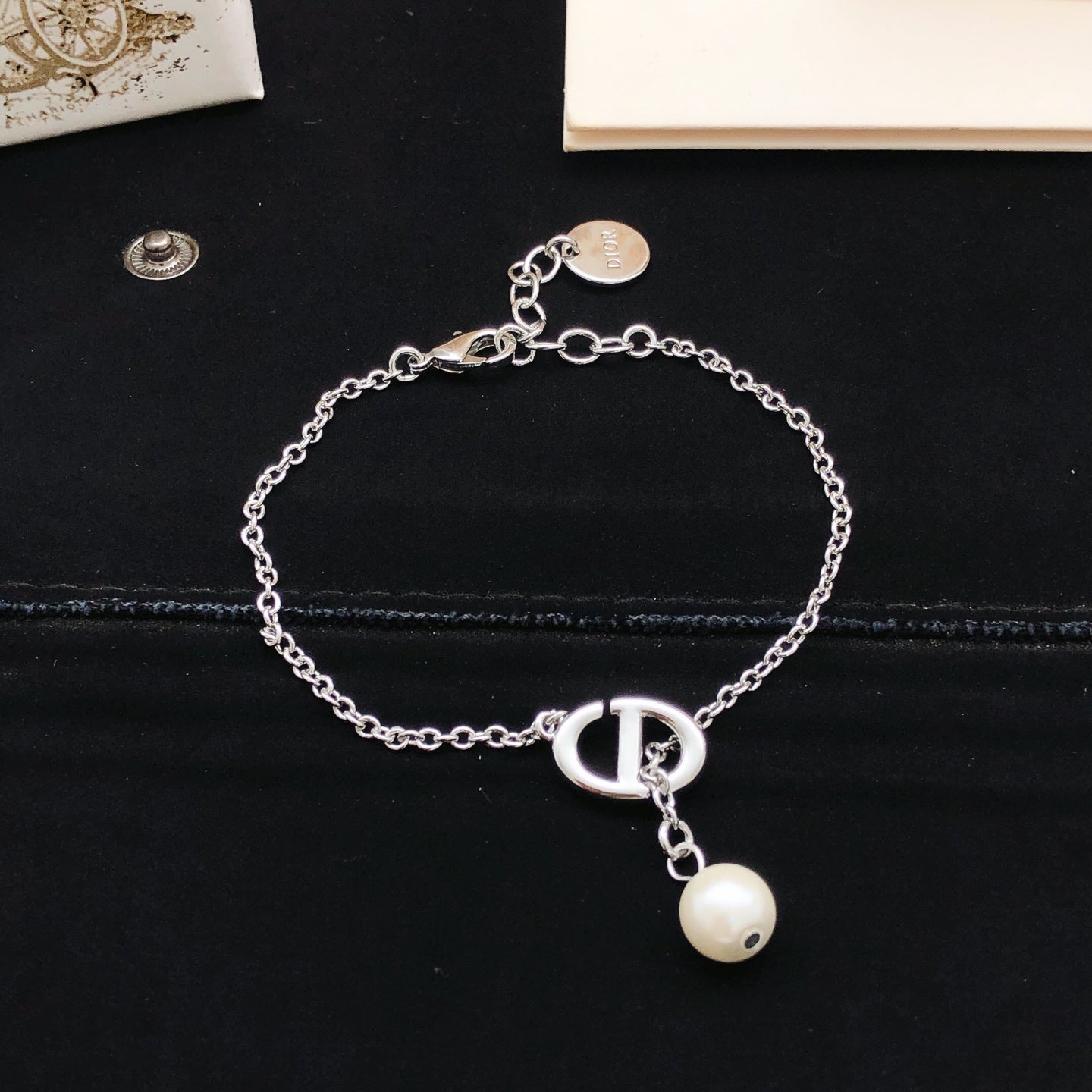 Sculptural Statement Bracelet in Polished Metal-Tone – Design 004 main product view