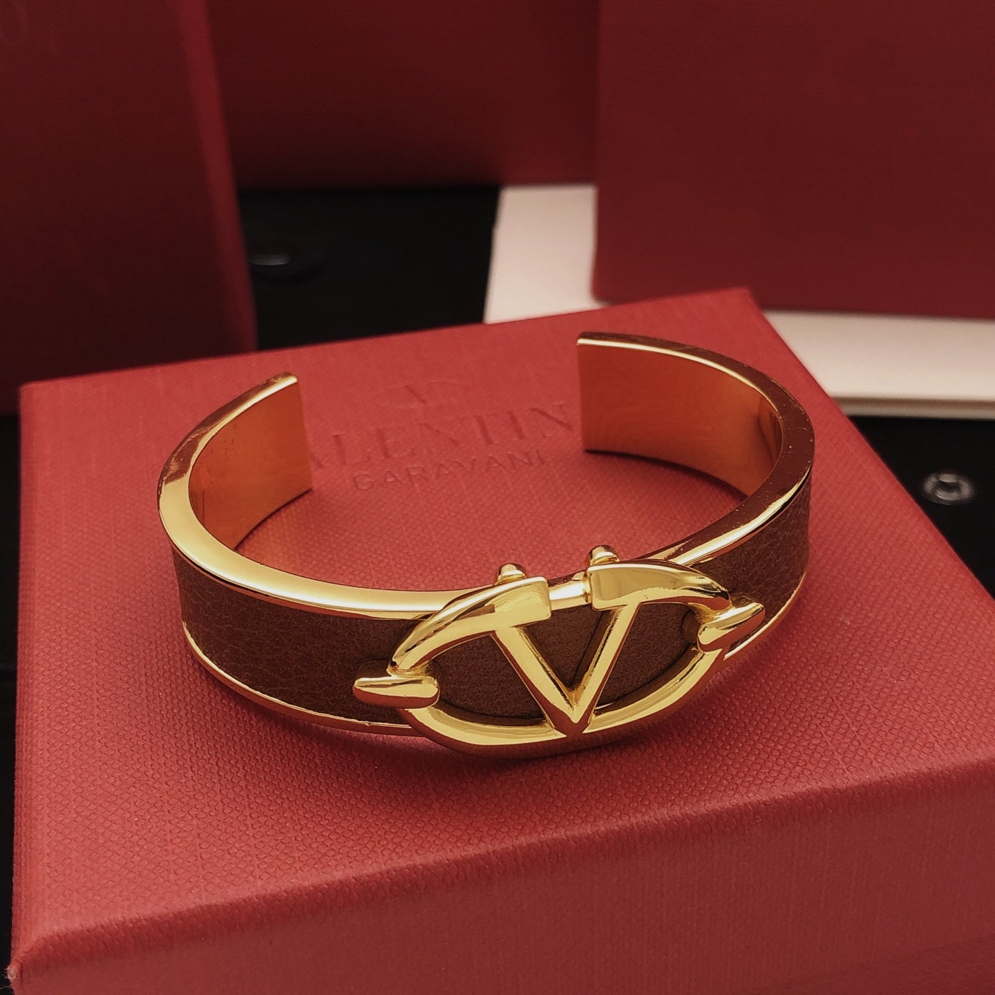Signature Emblem Cuff Bracelet in Gold-Tone – Design 01 detail view