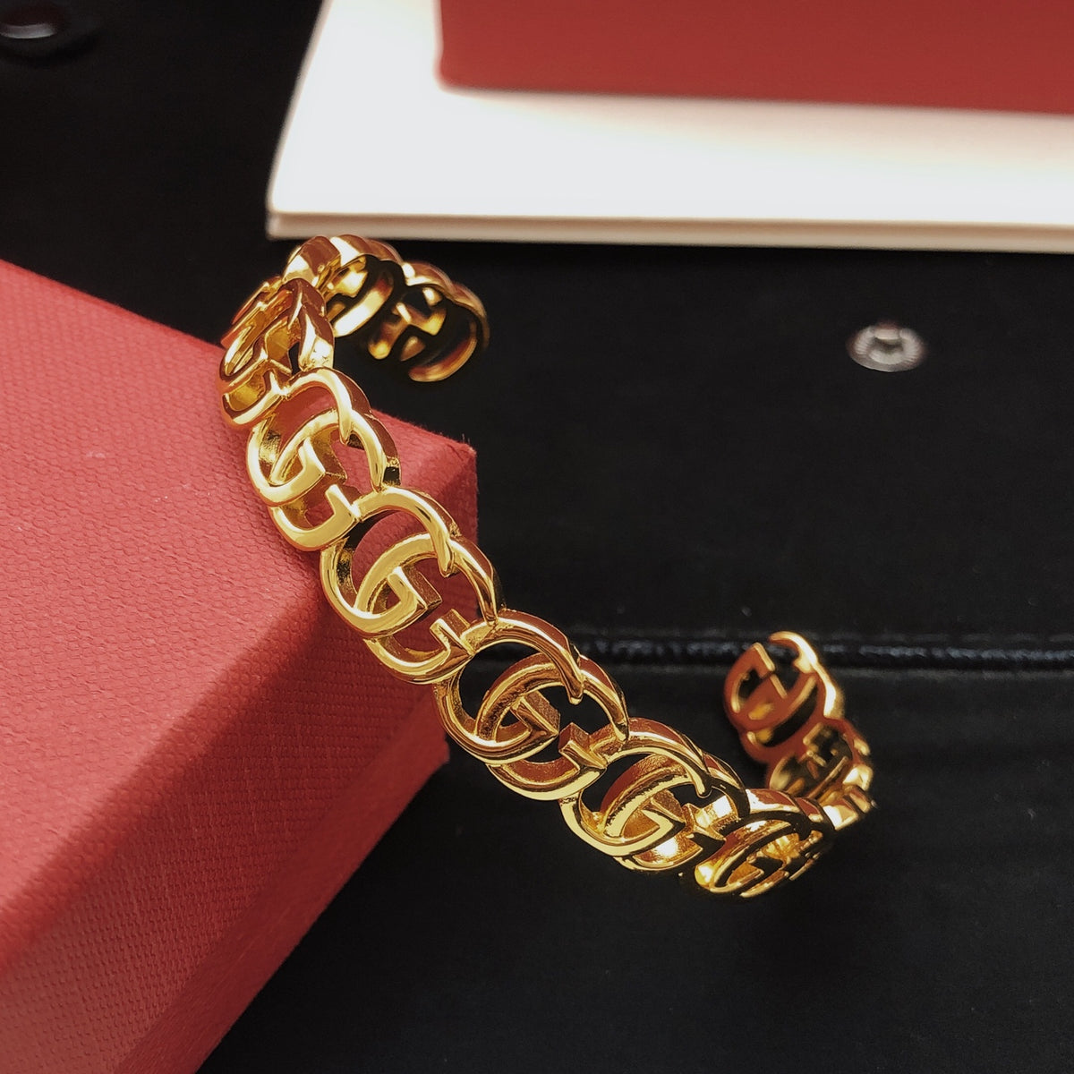 Geometric Emblem Bangle in Gold-Tone – Design 002 close-up detail