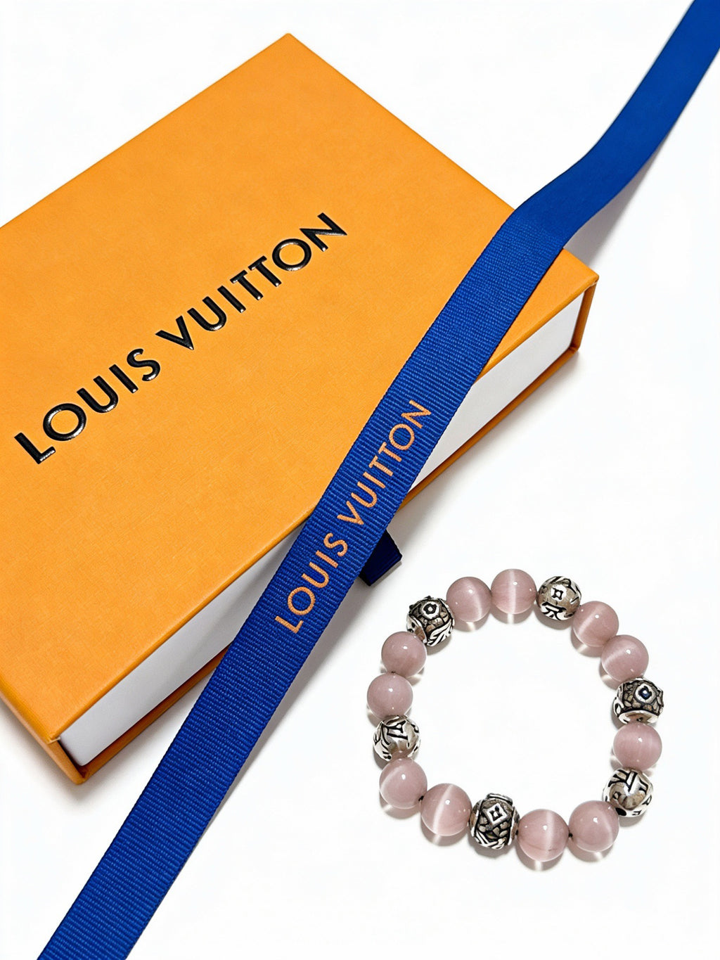 Martin Graham bracelet in polished metal-tone – detail view
