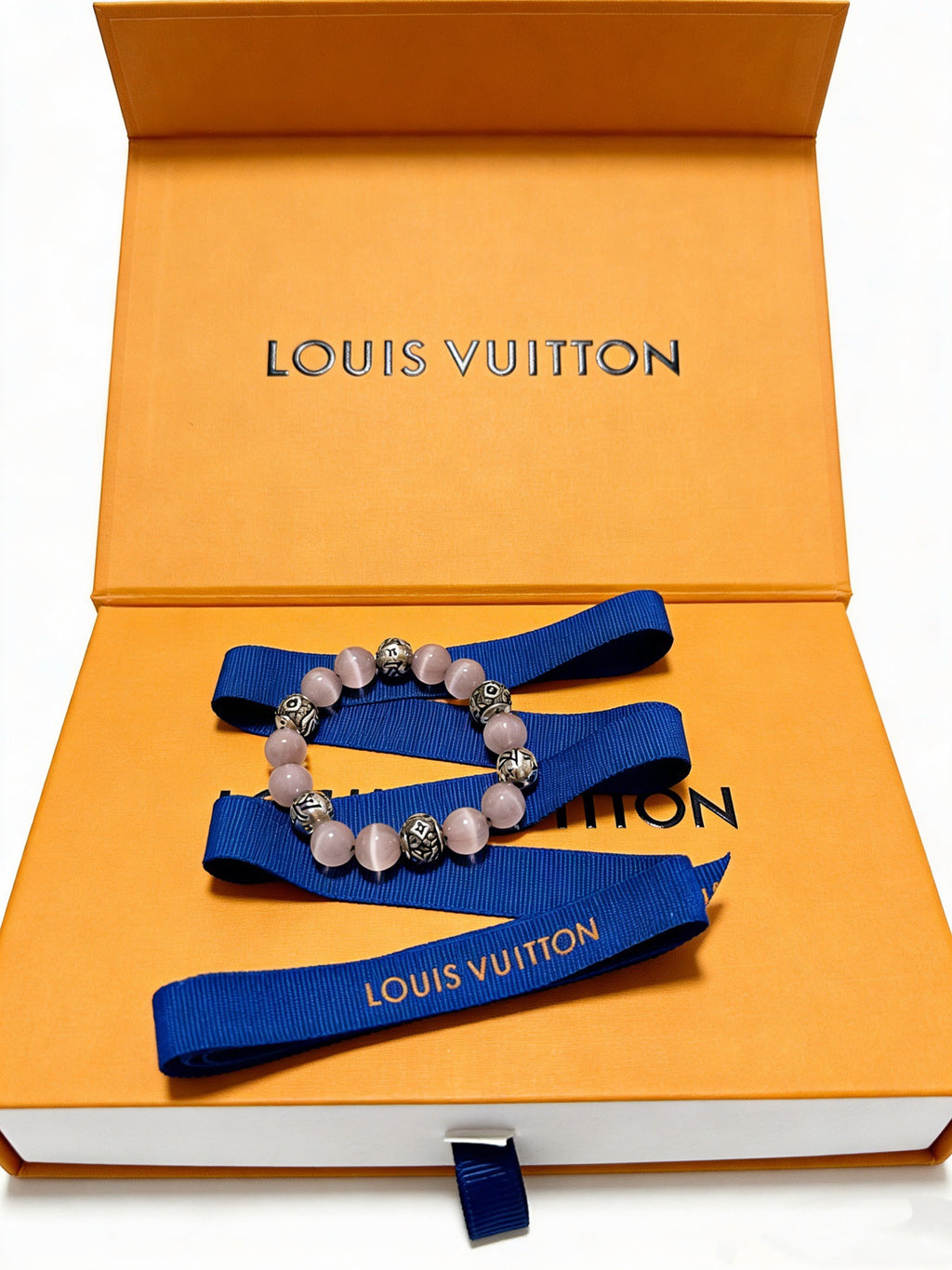 Martin Graham bracelet in polished metal-tone – side detail