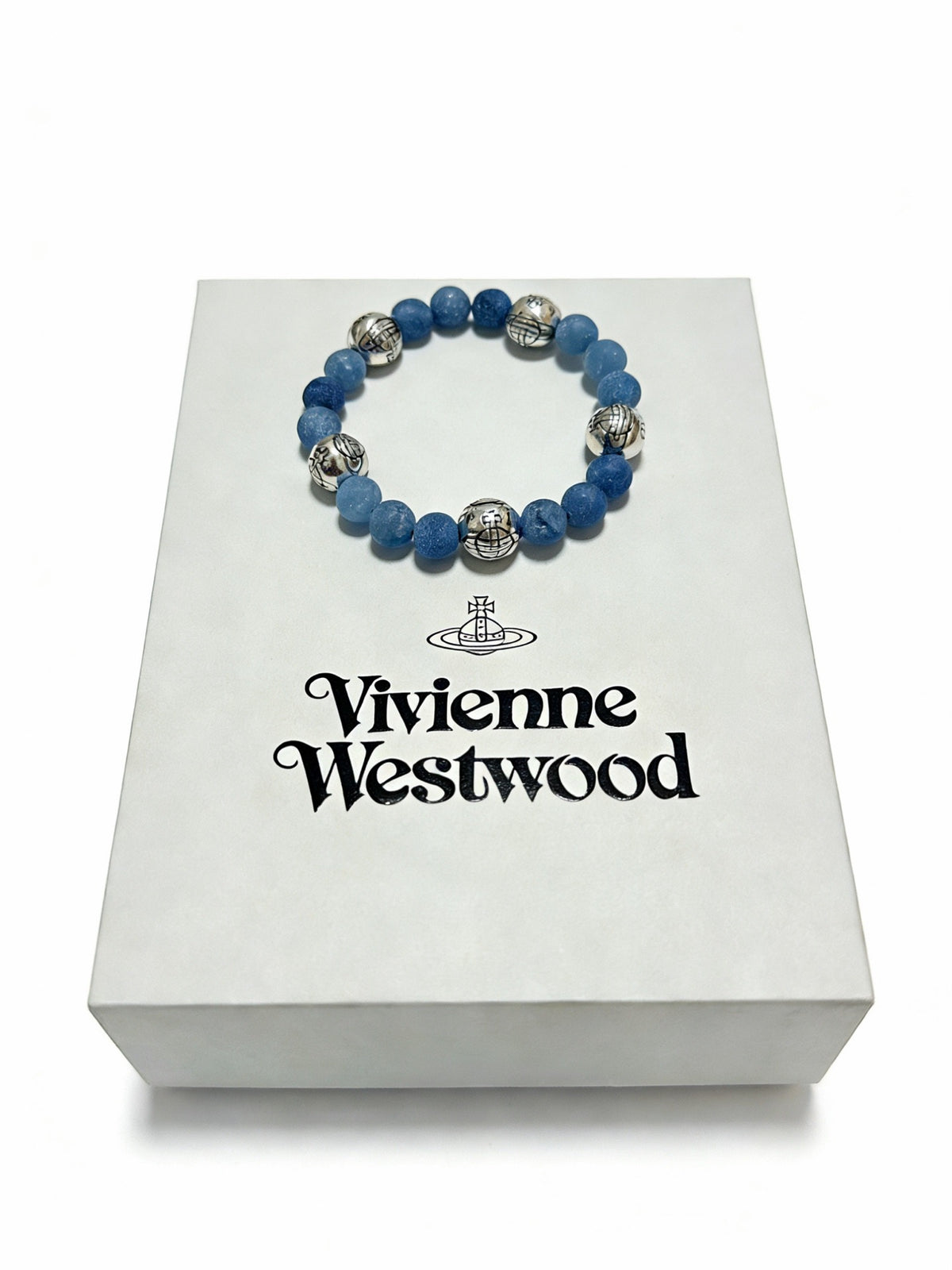 Orb-Inspired Emblem Bracelet in Silver-Tone – Vintage Detail – Design 015 main product view