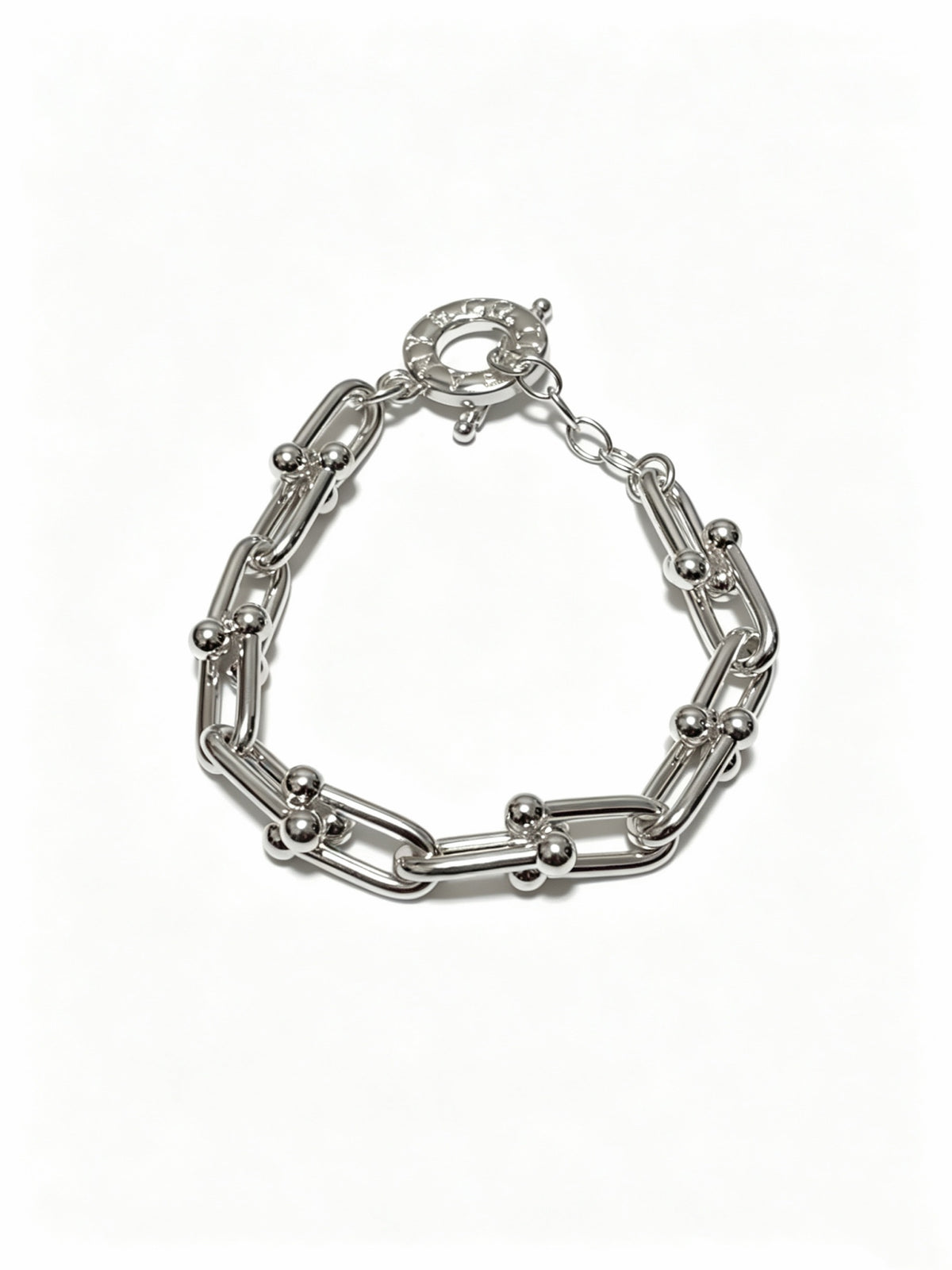 Signature Motif Bracelet in Silver-Tone – Vintage Detail – Design 79 side detail