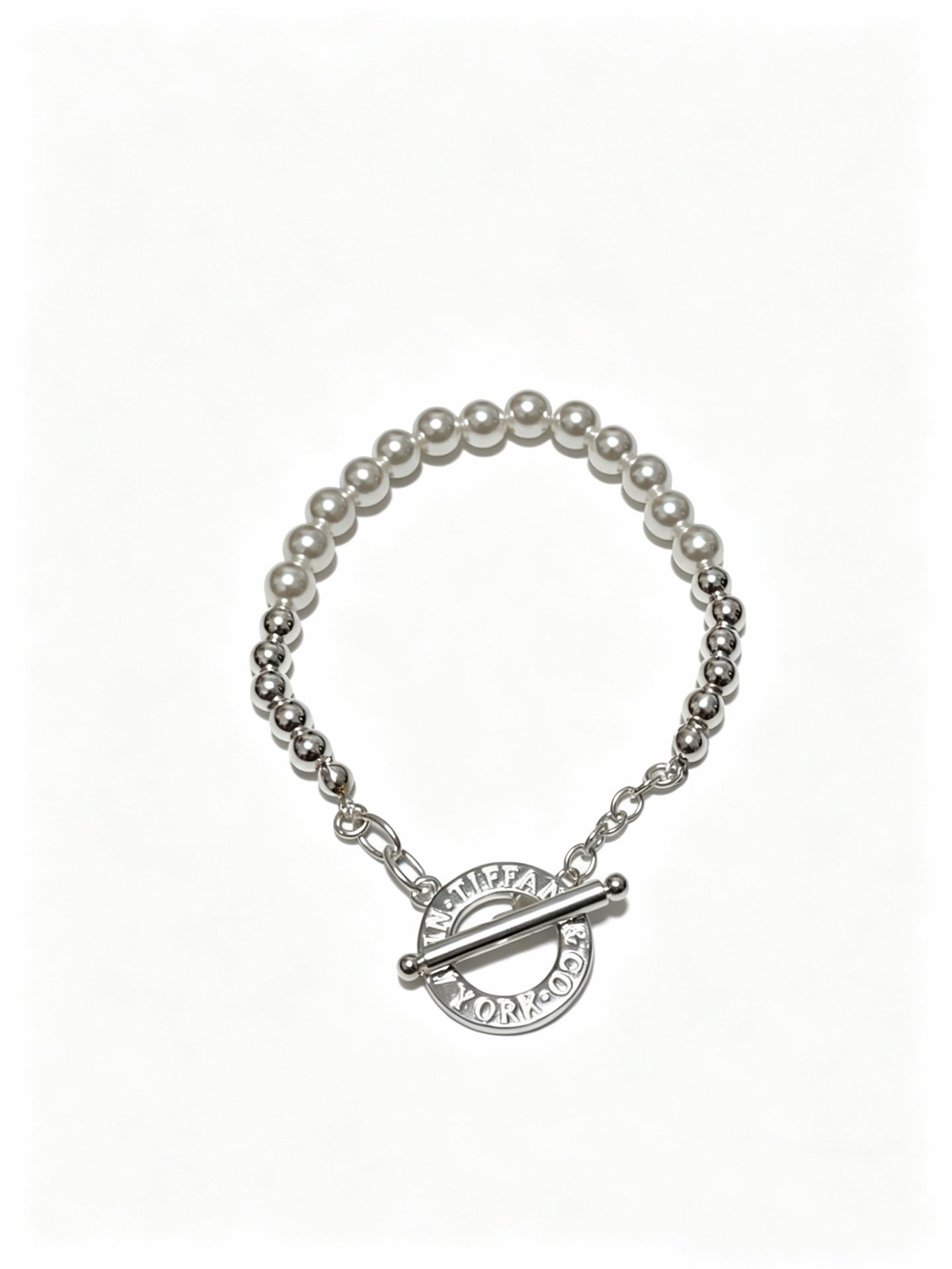 Signature Motif Bracelet in Silver-Tone – Vintage Detail – Design 77 main product view