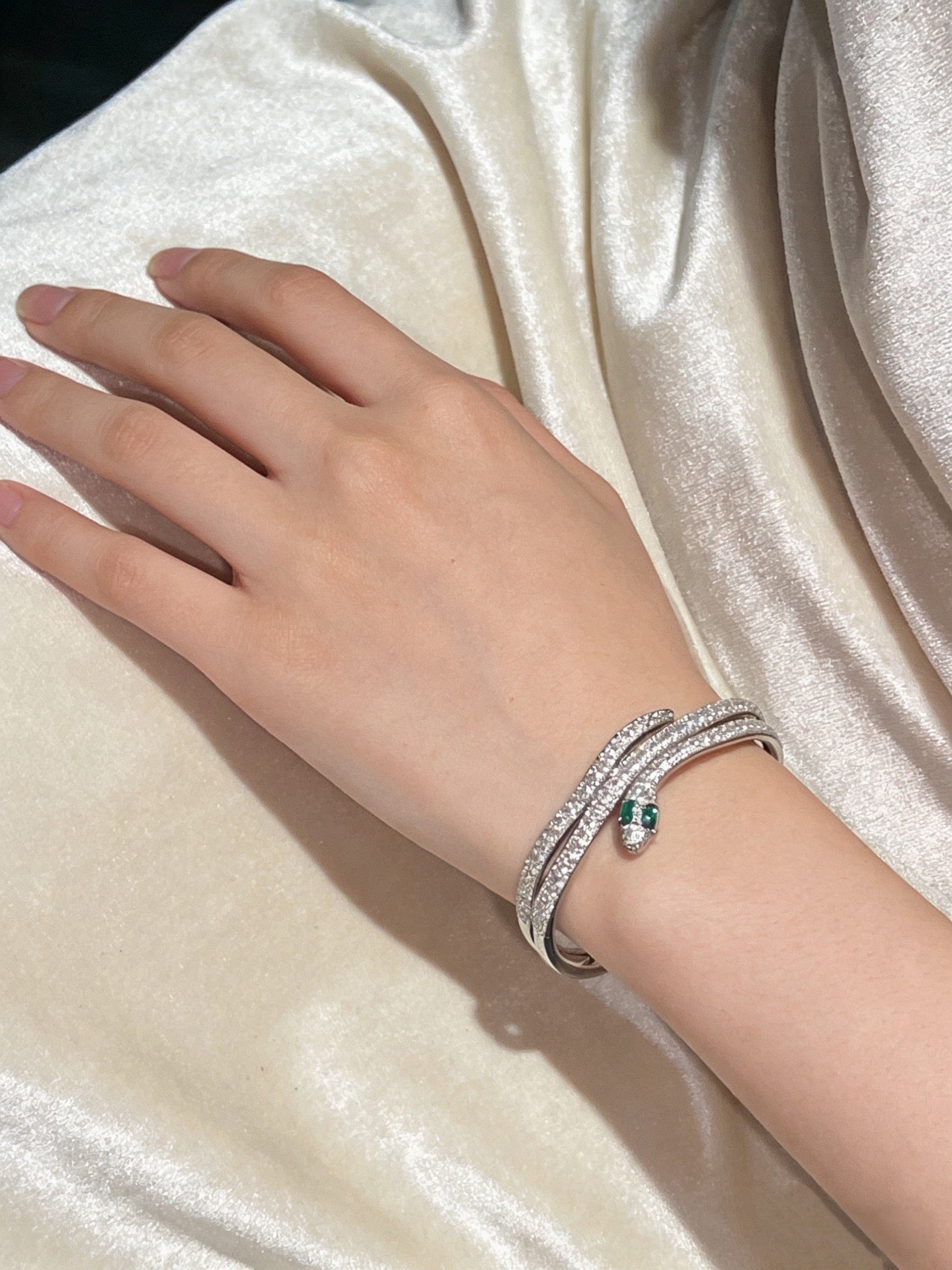 Sculptural Statement Bracelet in Gold-Tone – Design 193 detail view