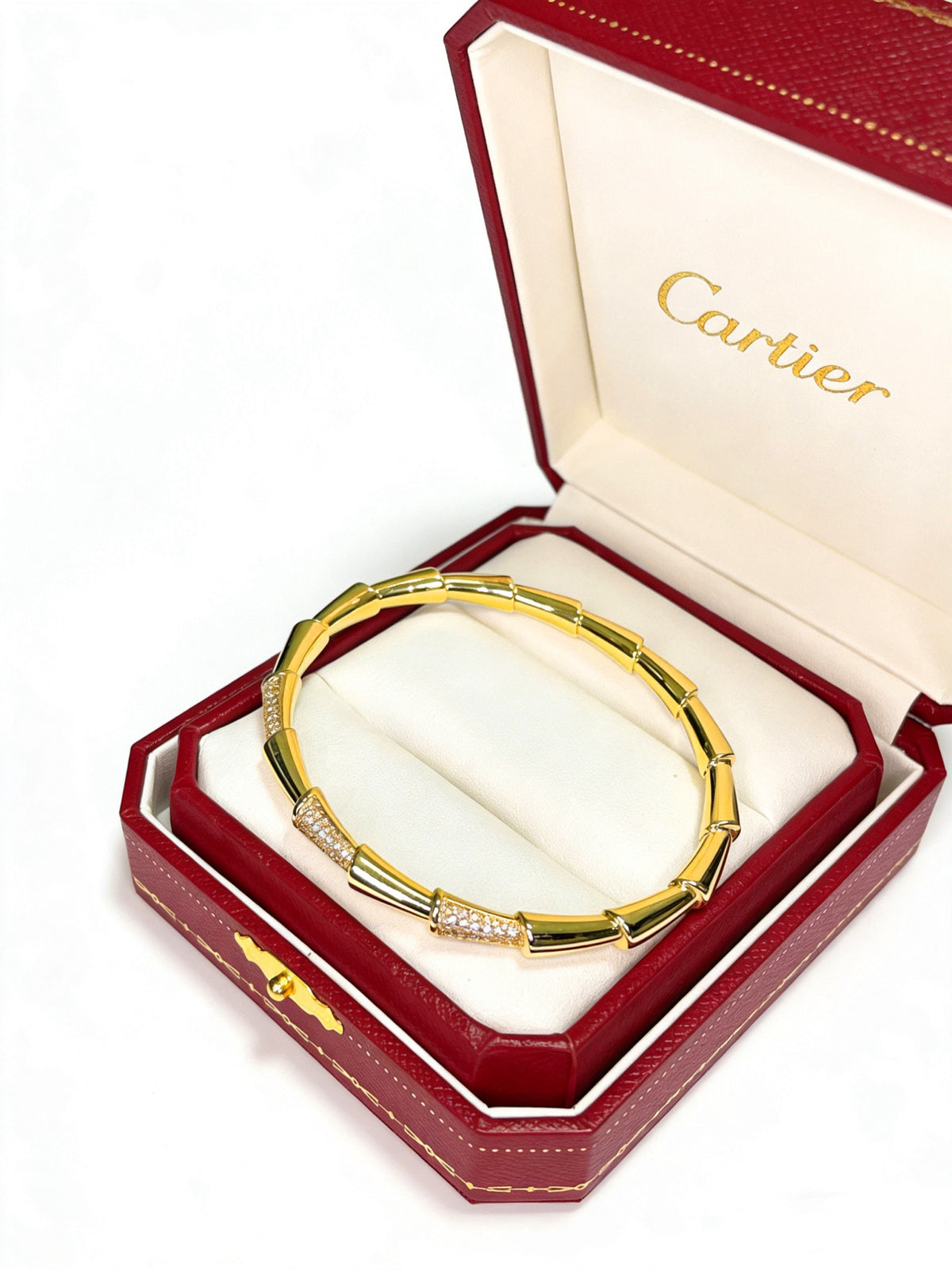 Sculptural Statement Bracelet in Gold-Tone – Design 160 detail view