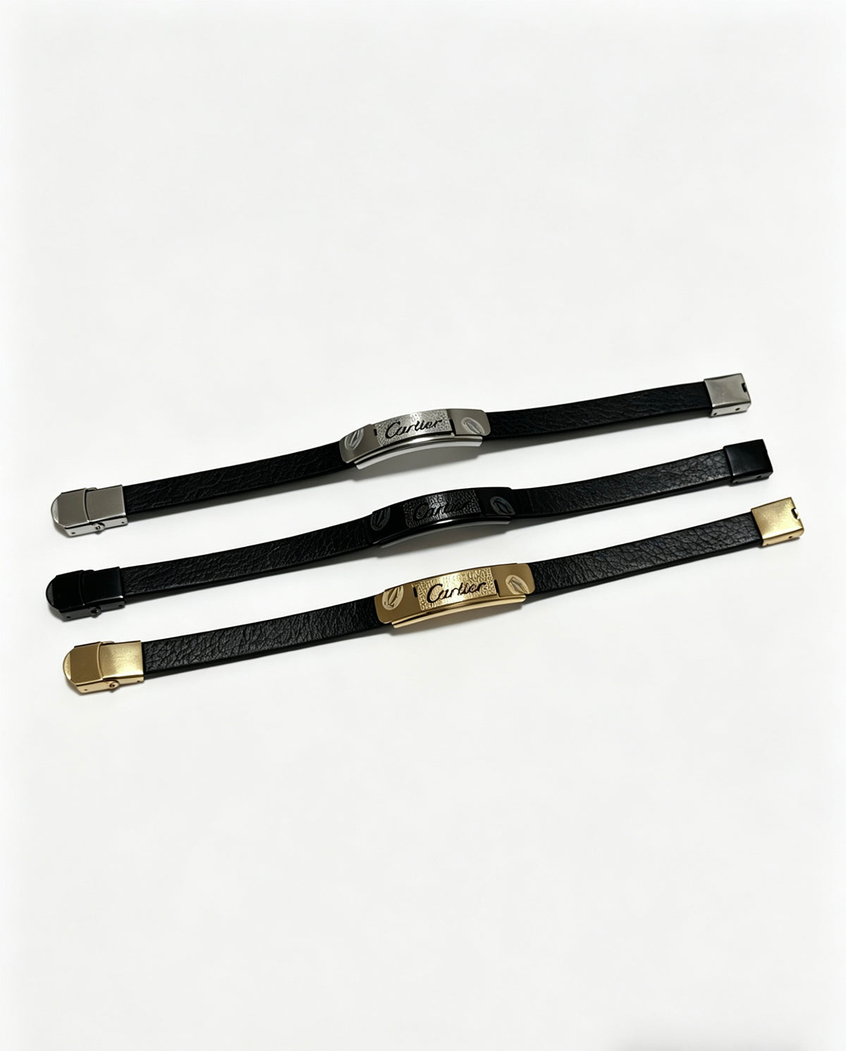 Sculptural Statement Bracelet in Gold-Tone – Design 154 close-up detail