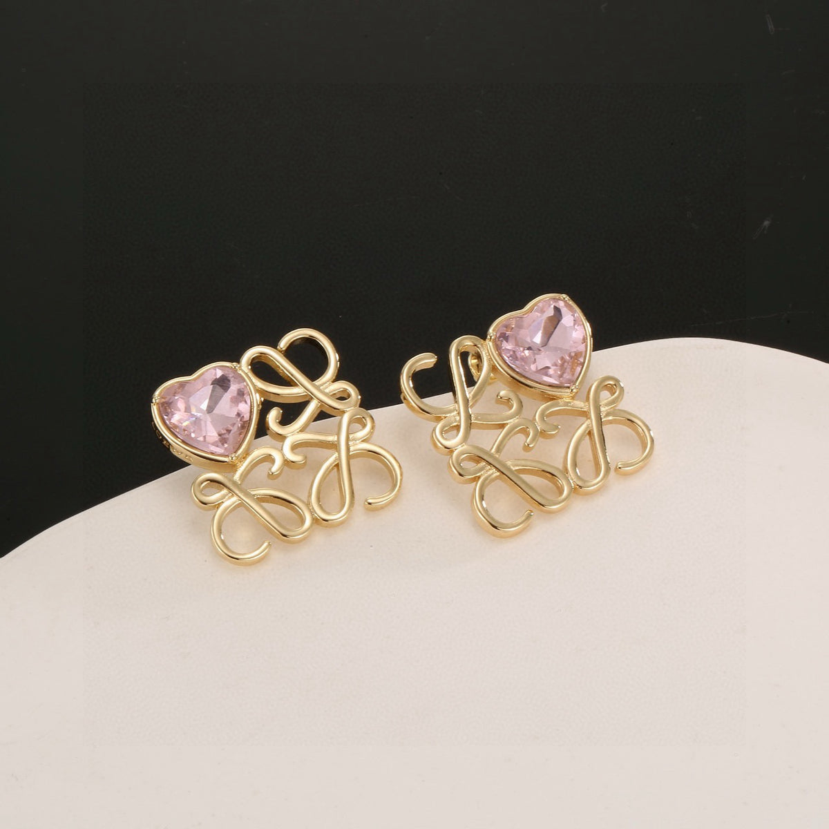 Graphic Emblem Jewelry Accessory in Gold-Tone – Design 04 side detail