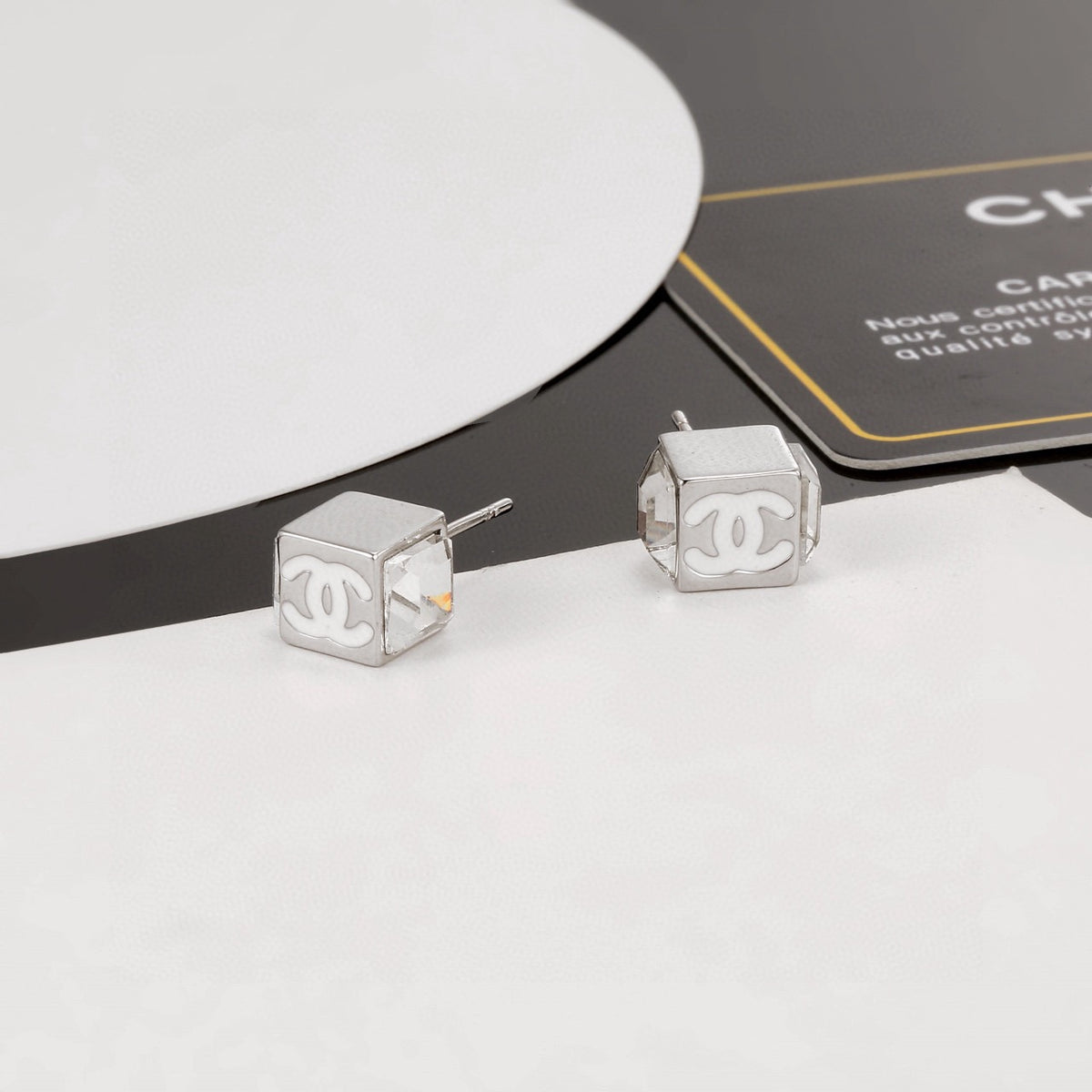 Square Pendant Necklace in Polished Metal-Tone – White Detail – Design 002 close-up detail