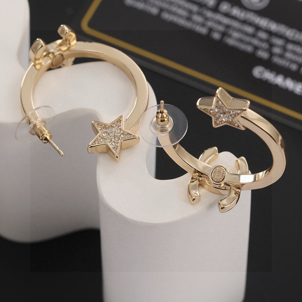 Signature Emblem Stud Earrings in Gold-Tone – Design 060 side detail